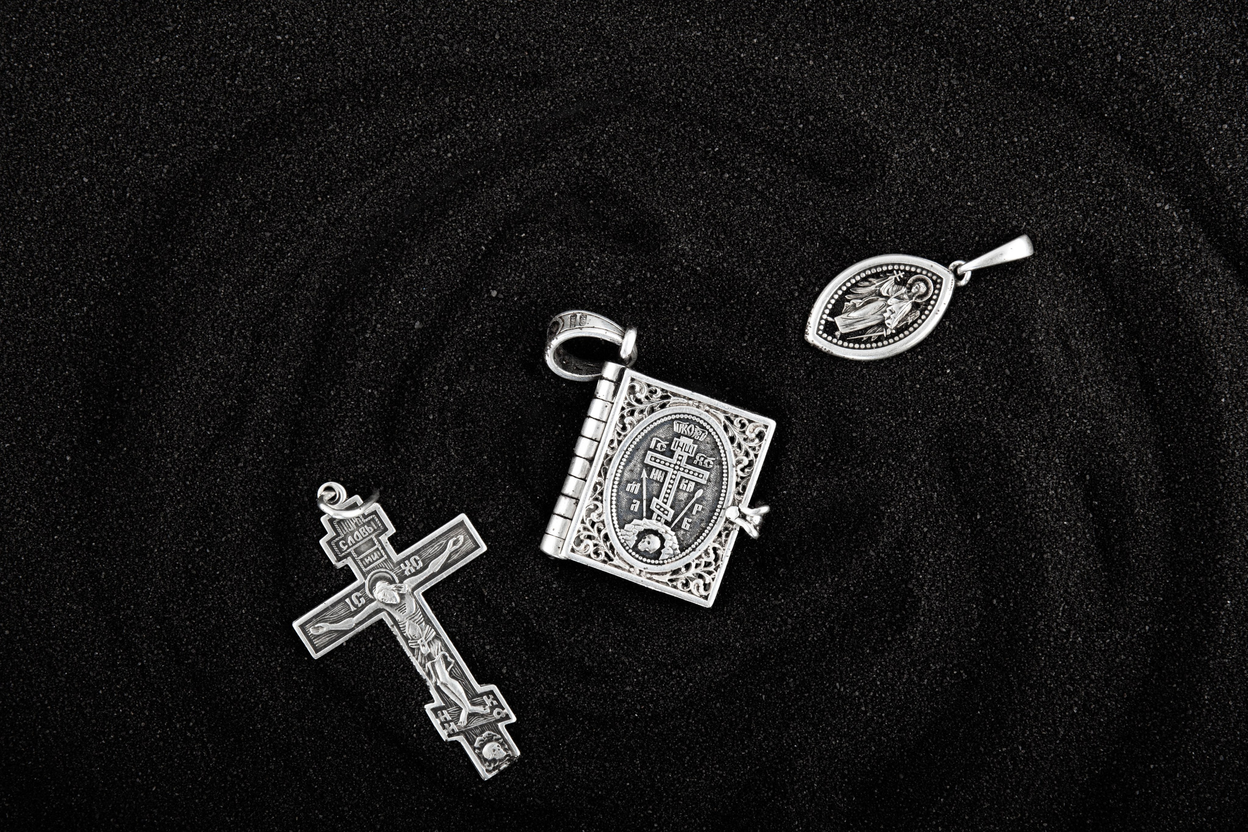 Имиджевая, концептуальная предметная фотосъёмки. Предметный, рекламный, ювелирный фотограф в Москве