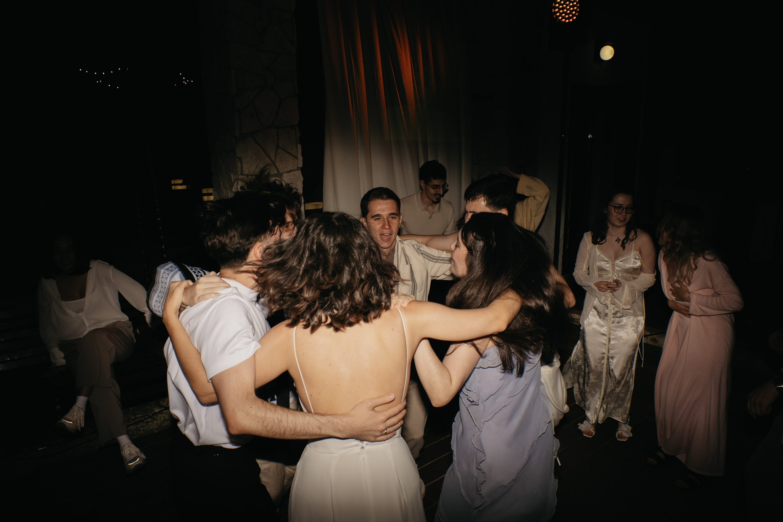 Молодые счастливые. Обо мне