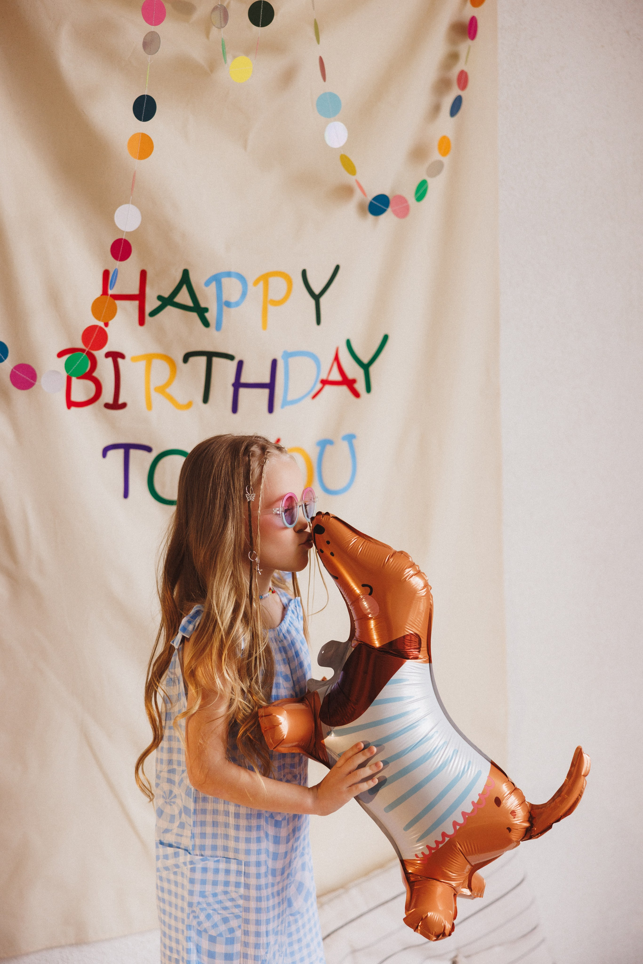 Яркая, весёлая фотосессия к Дню рождения. Фотостудия «Mestone», город Краснодар. Семейный и детский фотограф в Краснодаре Анна Трашкова