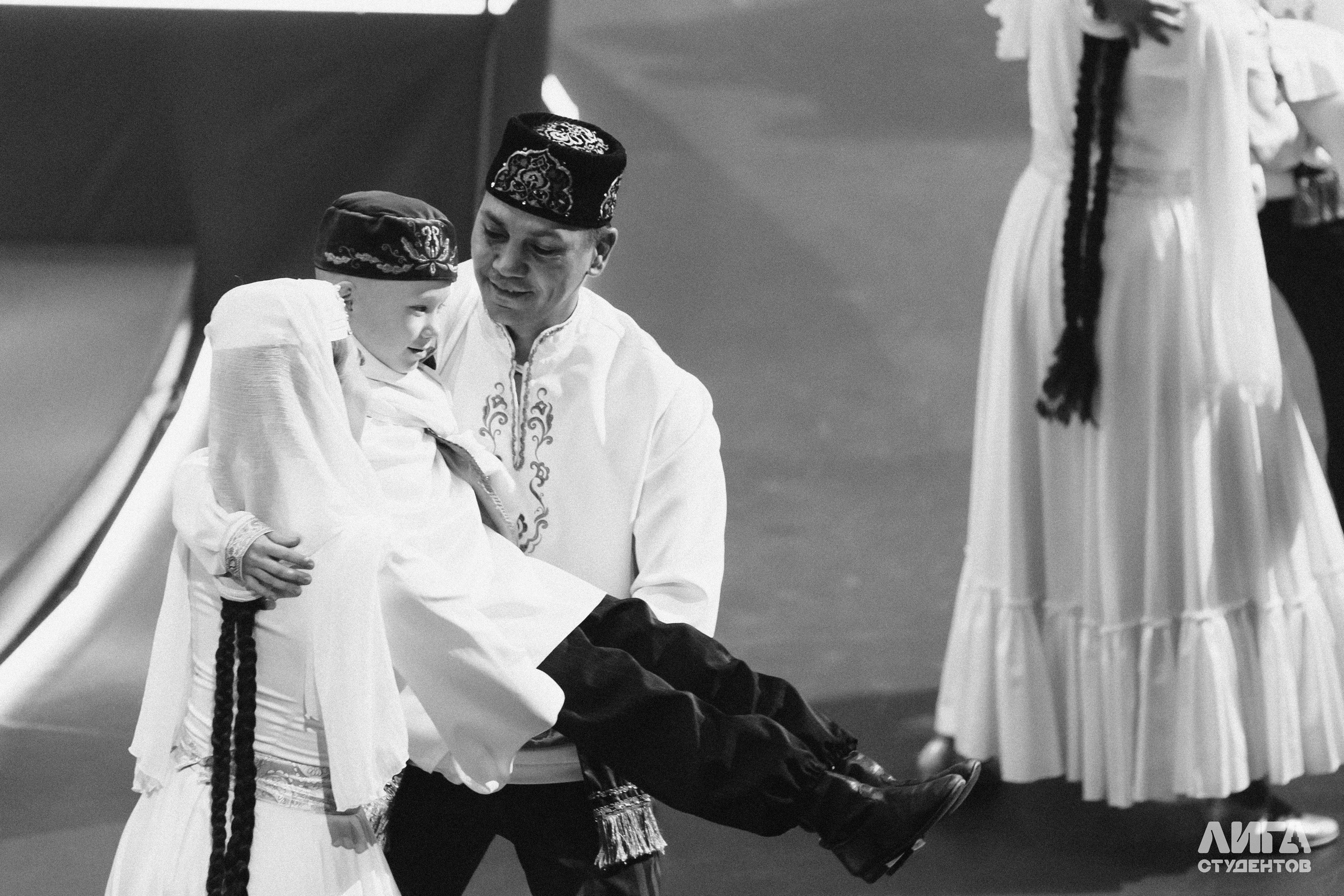 Российская Студенческая Весна 2025. Портретный фотограф в Казани Радомир Заздравных