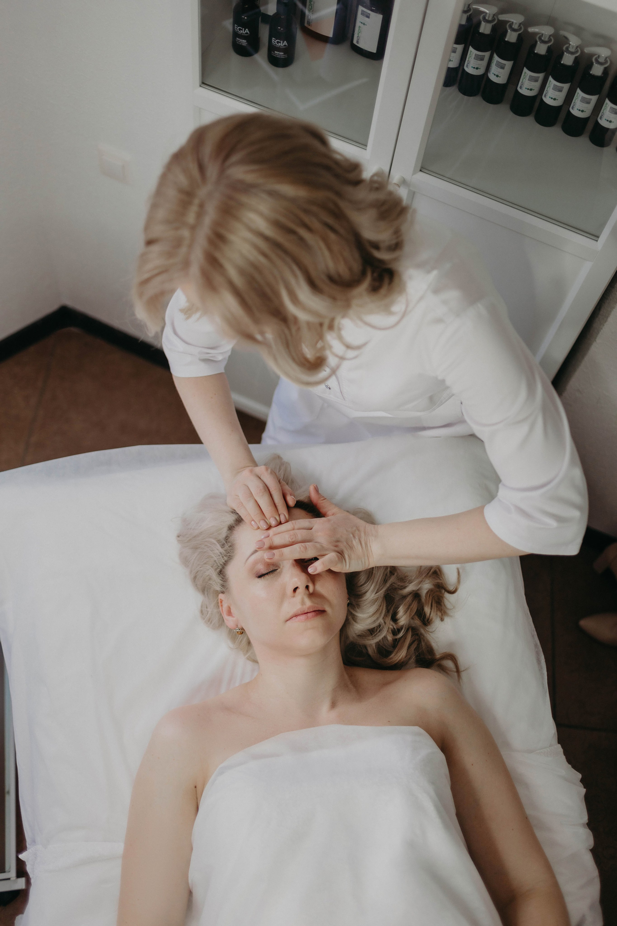 Фотоконтент 2024 за 2 часа для Косметолог. Фотограф в Краснодаре Евгения Михаевич