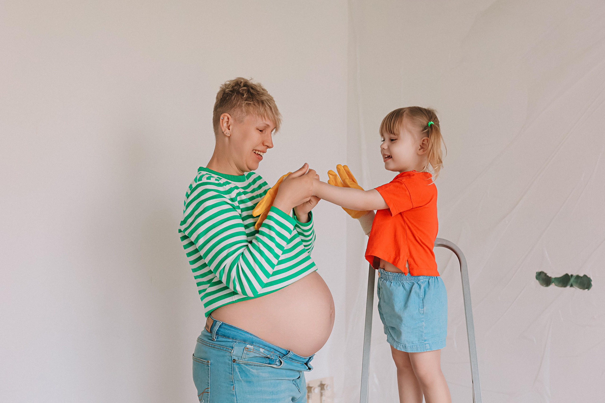 Ремонт. Семейный фотограф Тюмень, фотограф на роды Салмина Мария