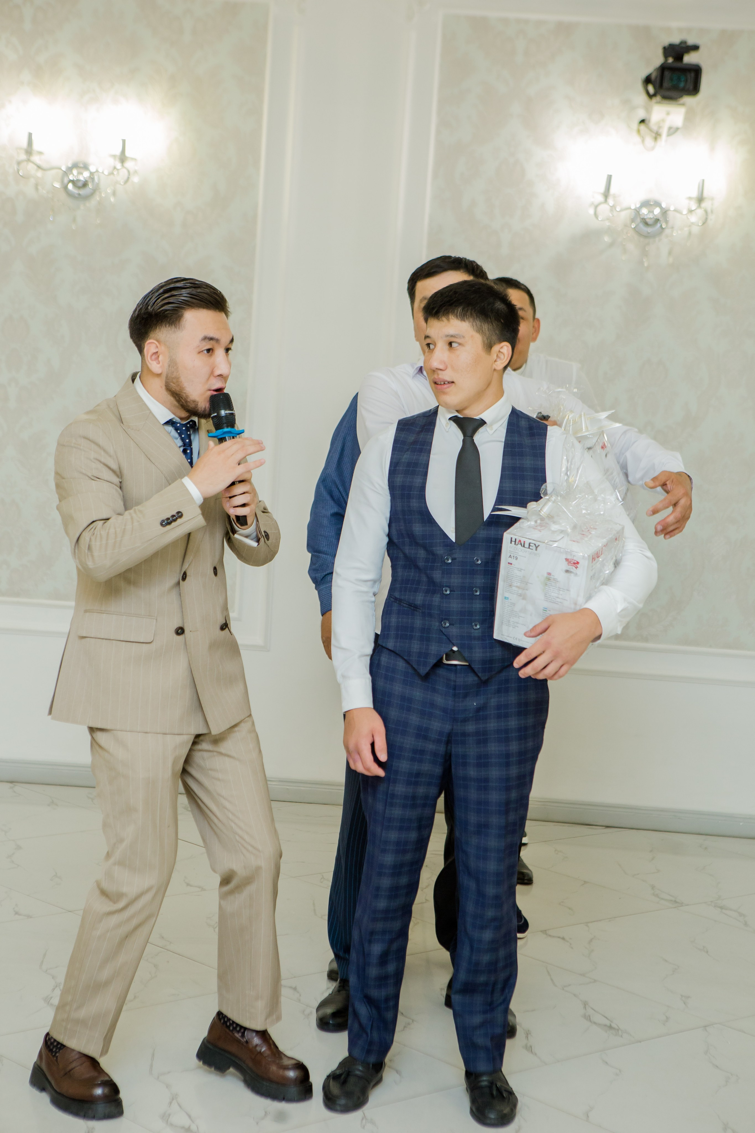 QYZ UZATU ZHADYRA. Свадебный и репортажный фотограф в Астане T.Yertay «Nomad media»