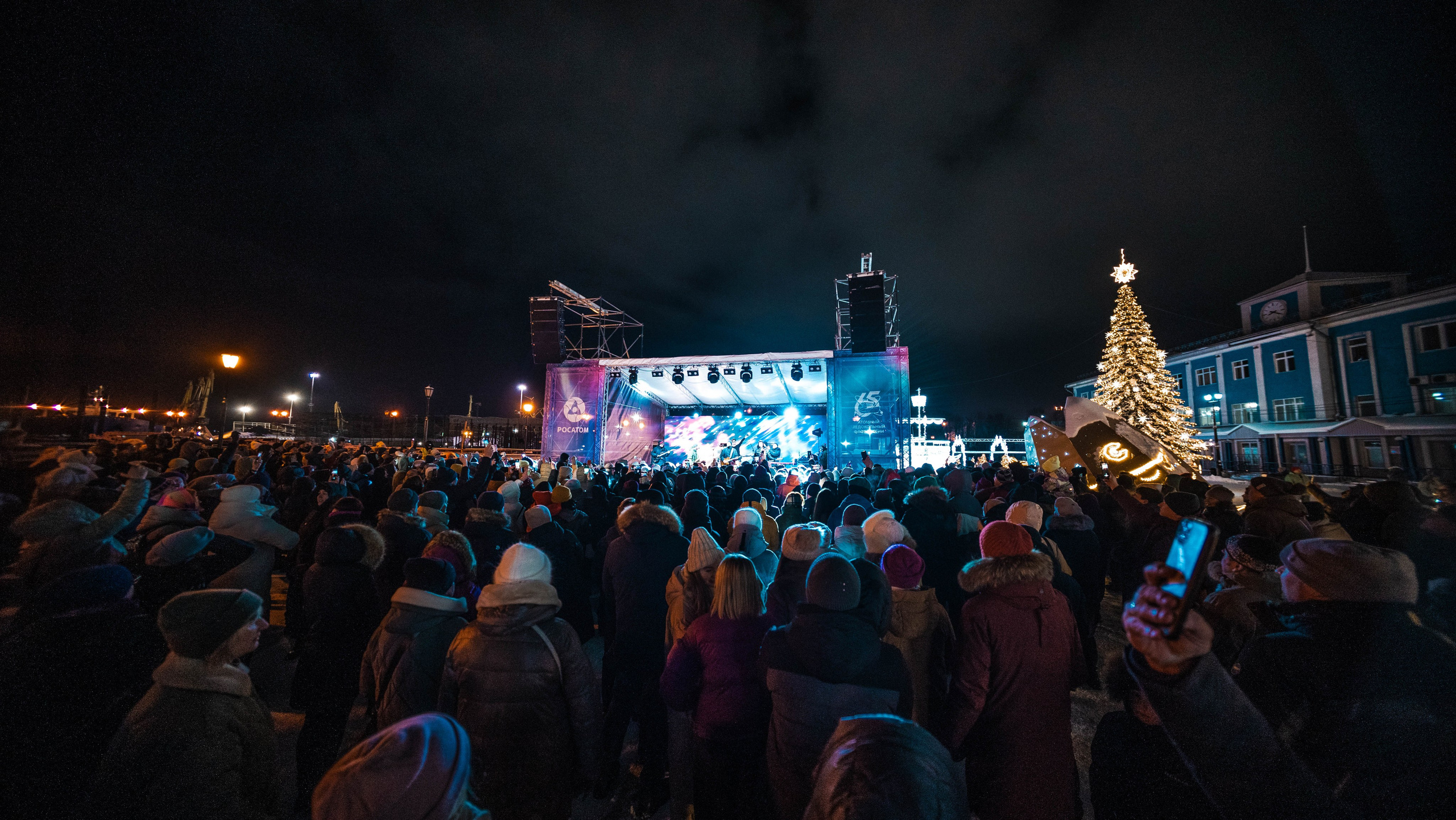 Концерт группы «Uma2rman». Туманов Кирилл Фото, видео и аэросъемка в Мурманской области