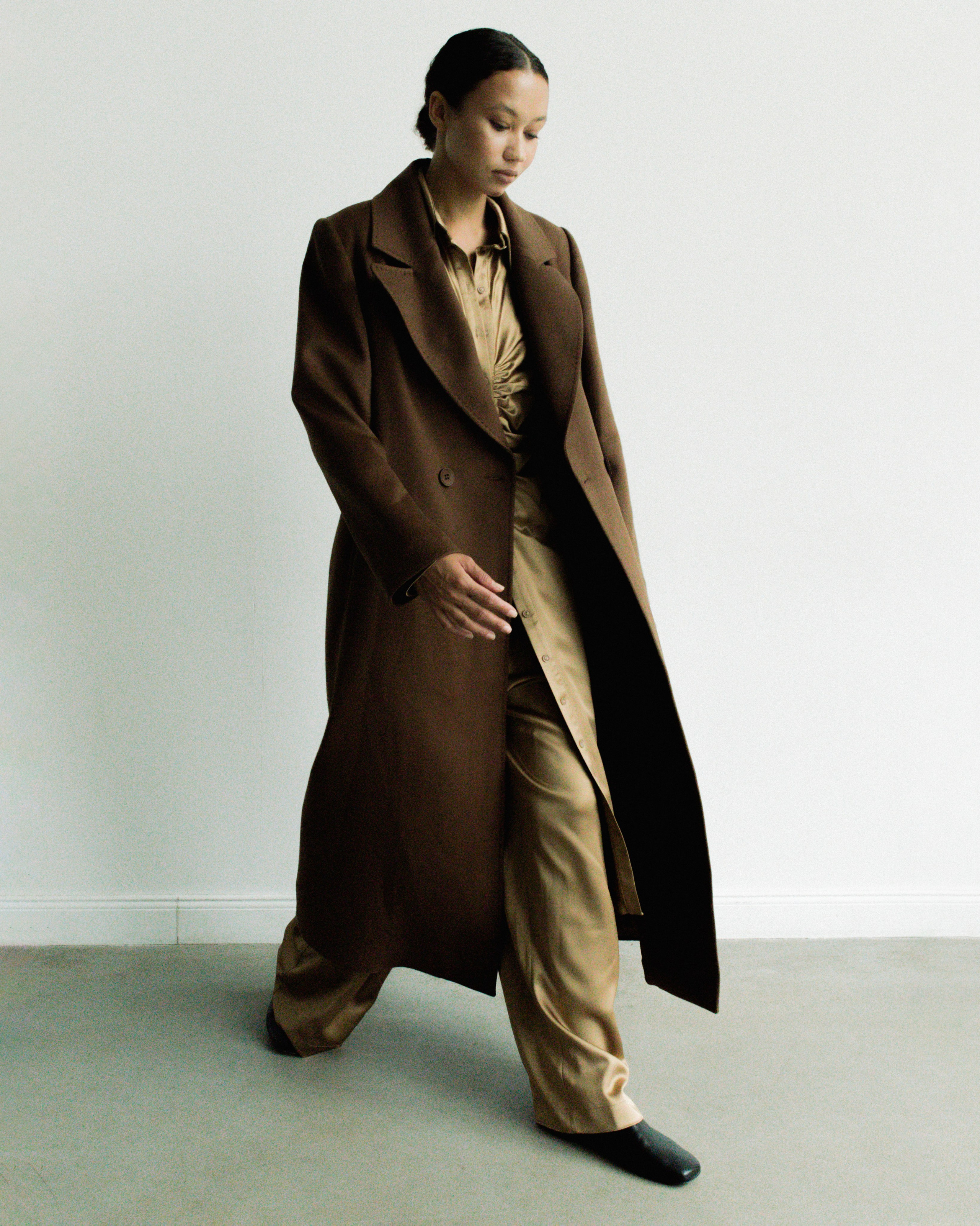 Фотограф бренды Минск Яна Костренкова. Женский фотограф Минск