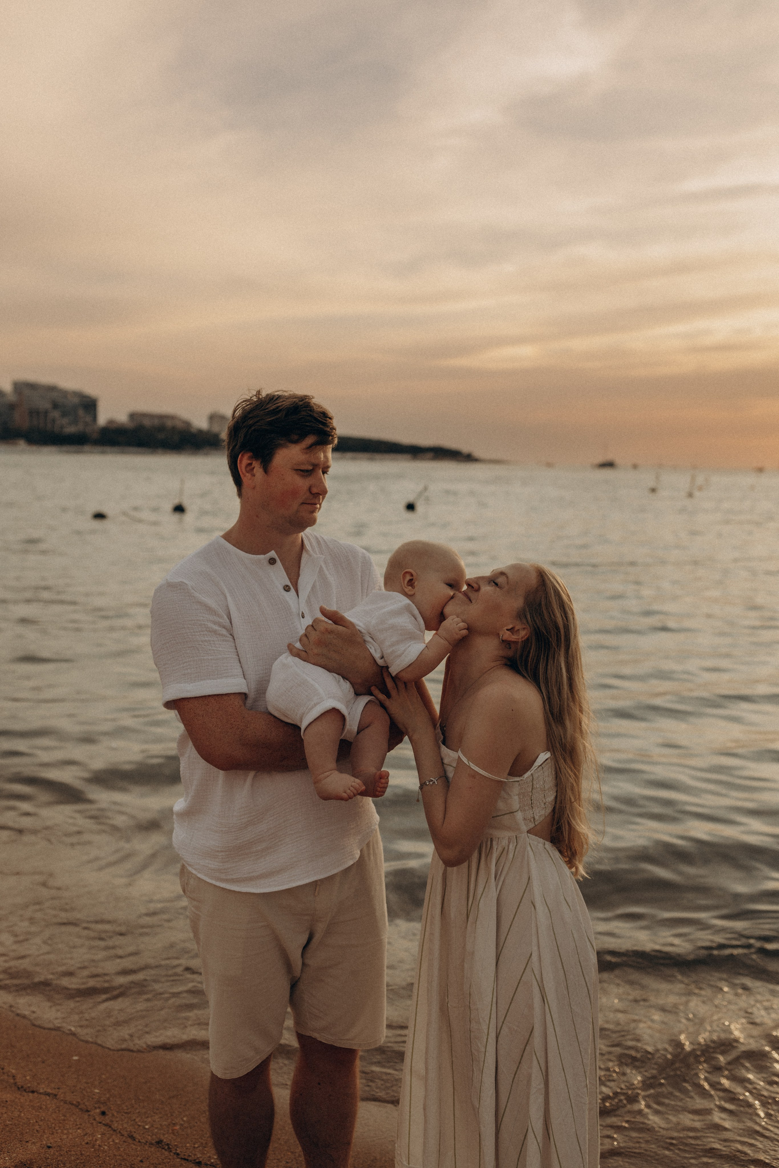 Антон Таня и Даня. Семейный фотограф в Новороссийске и Анапе Александра Яковлева