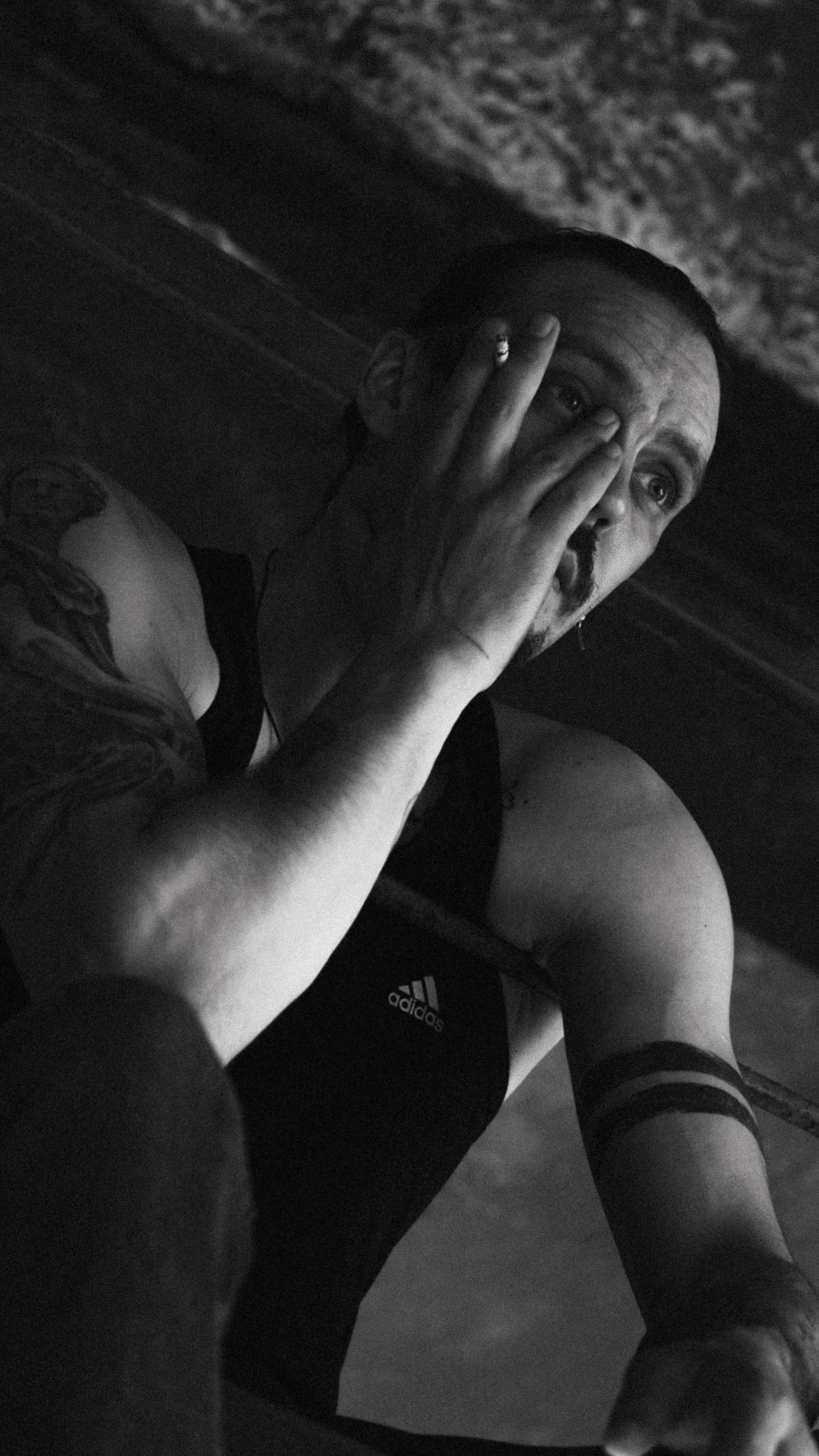 «Они шли мимо заброшенного дома». Фотограф |Герасимова София