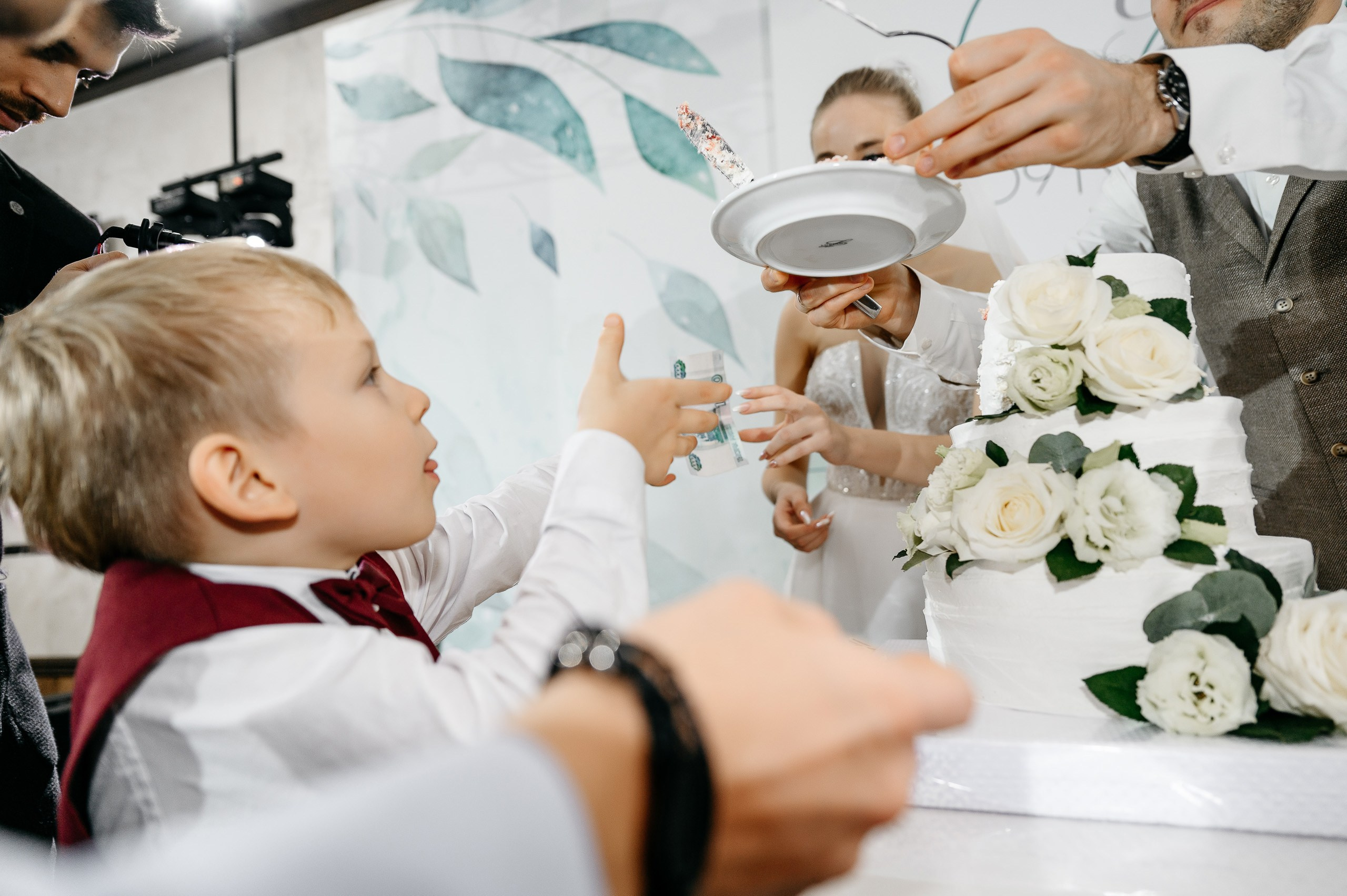 Живые эмоции на свадьбе. Свадебный фотограф в Красноярске