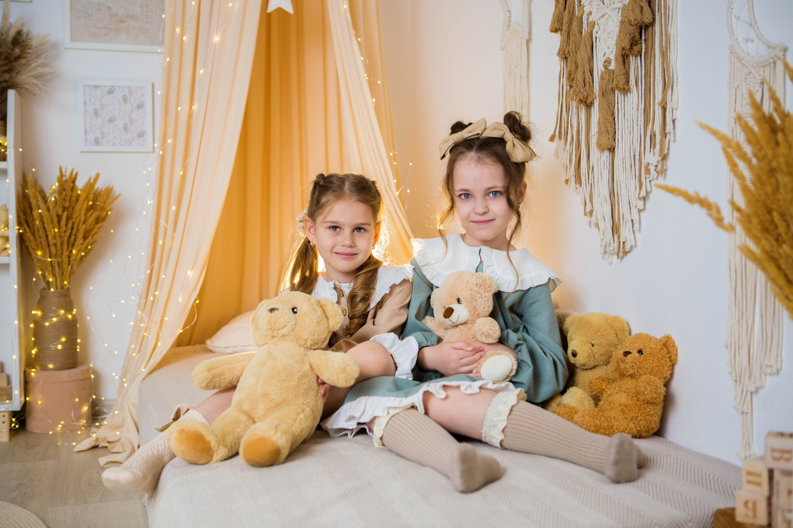 Сестрички. Фотостудия «Антураж». Свадебный семейный и детский фотограф в Краснодаре Карина Федоровская