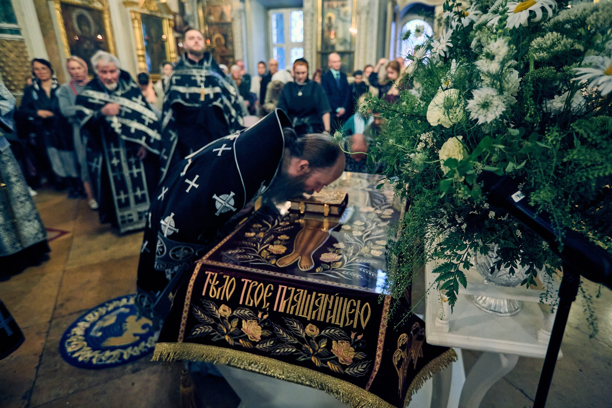 Утреня. Погребение Спасителя. DMITRY MOISEENKO — фотограф, художник, топ-стилист