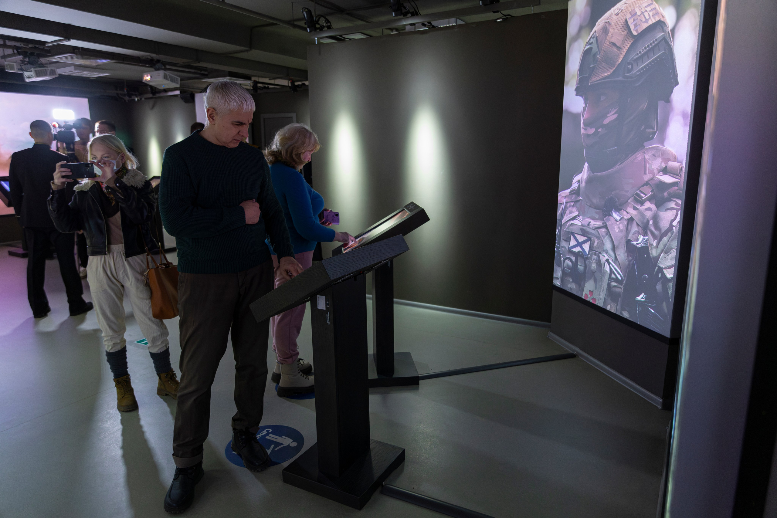 Выставка «Чёрные береты. Где мы, там — победа!». Олег Катакинов| Репортажный фотограф в городе у моря (Владивосток)