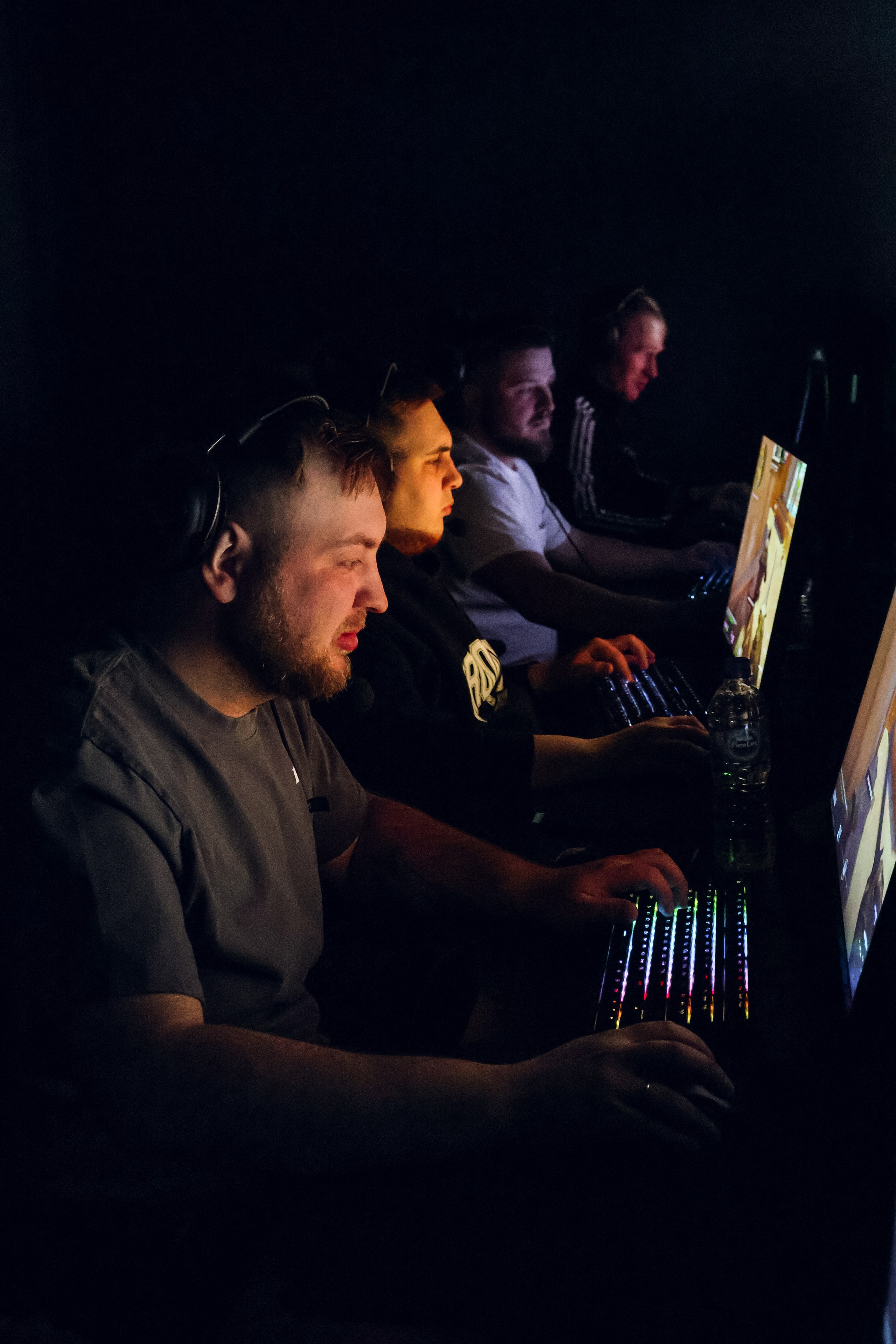 Турнир по киберспорту. Фотограф ChelFedor