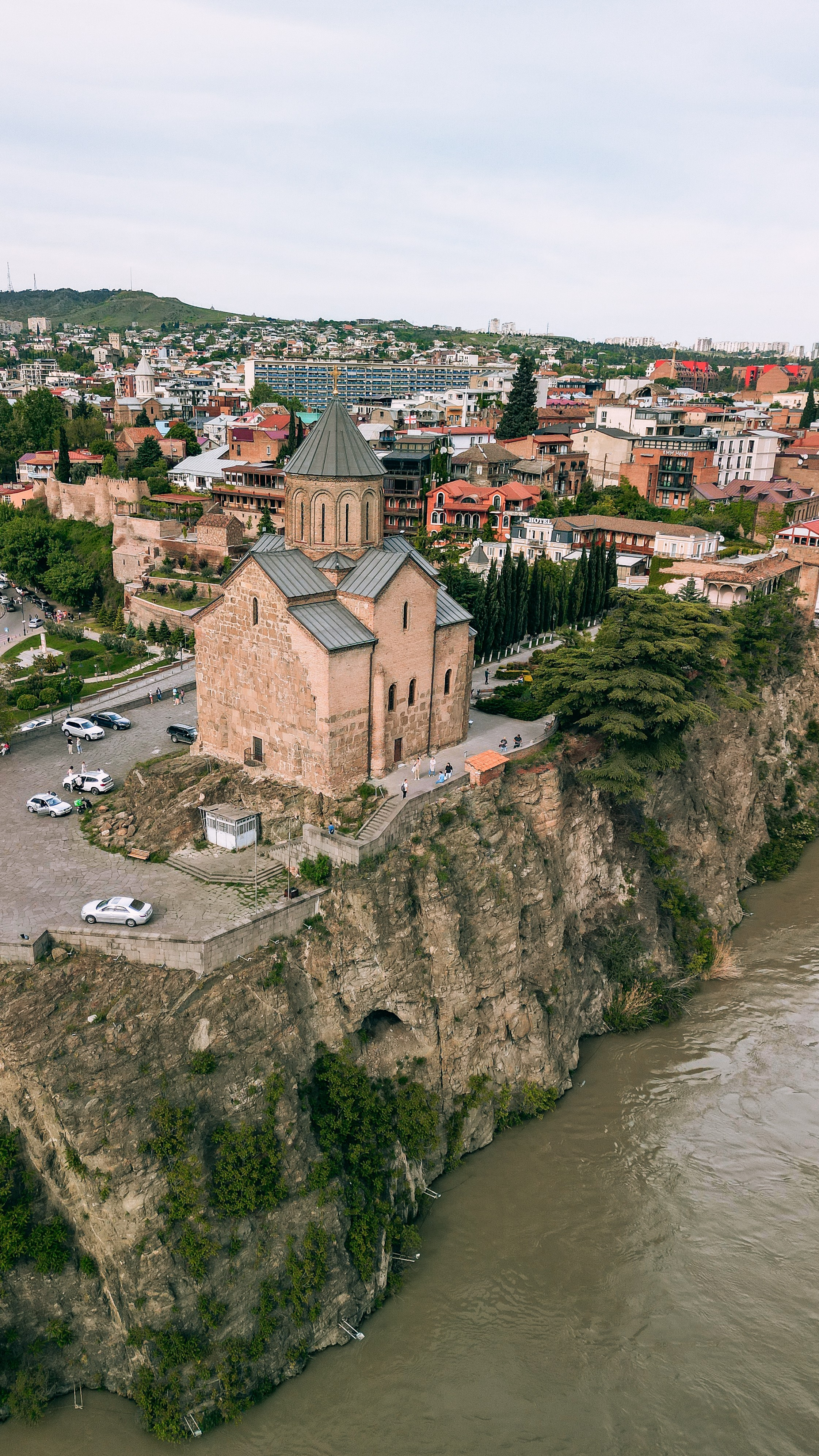 Грузия 2023. Человек с фотокамерой