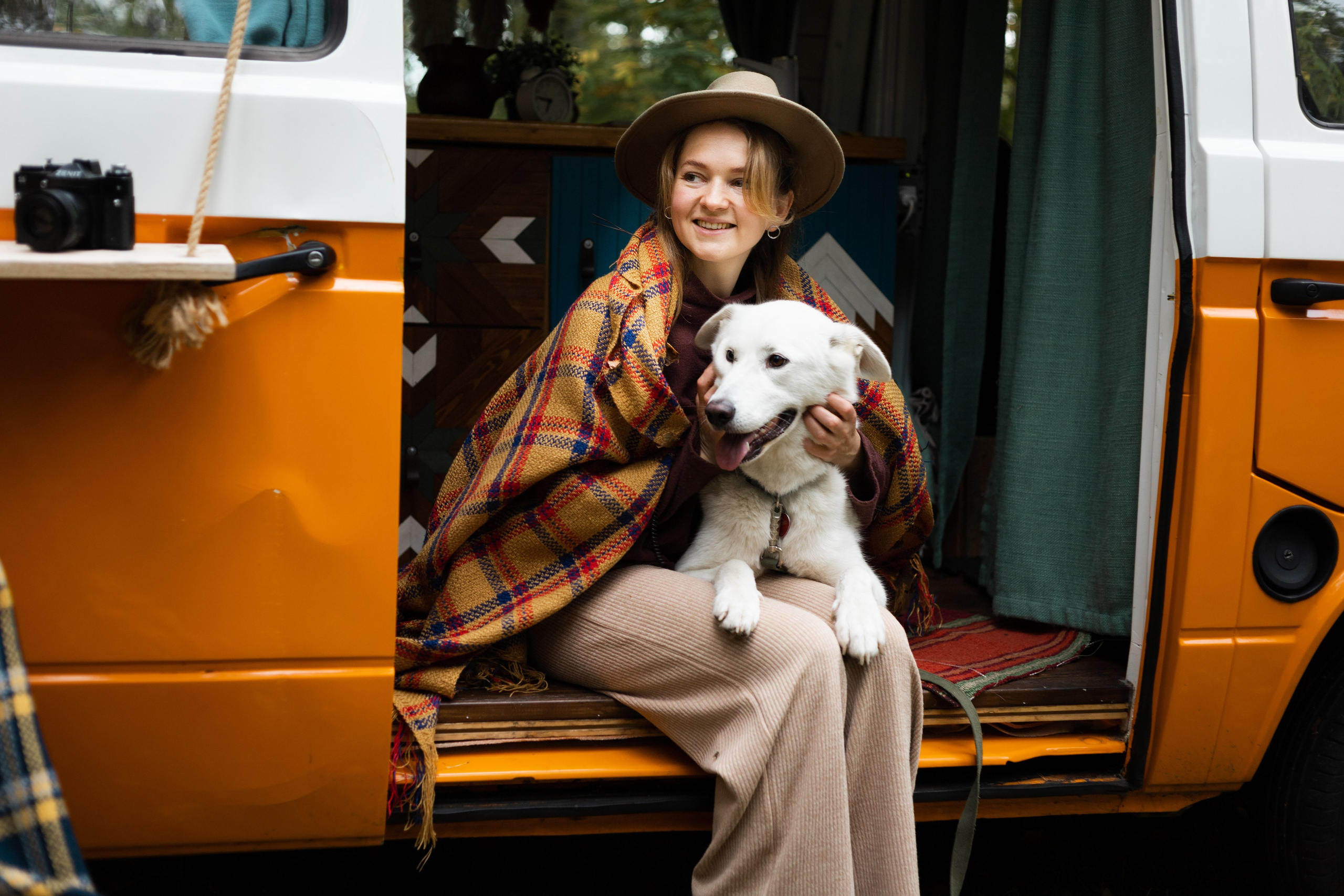 Таня и Зефирка. Фотосессия в парке с собакой. Семейный и детский фотограф в Санкт-Петербурге Павлова Елена