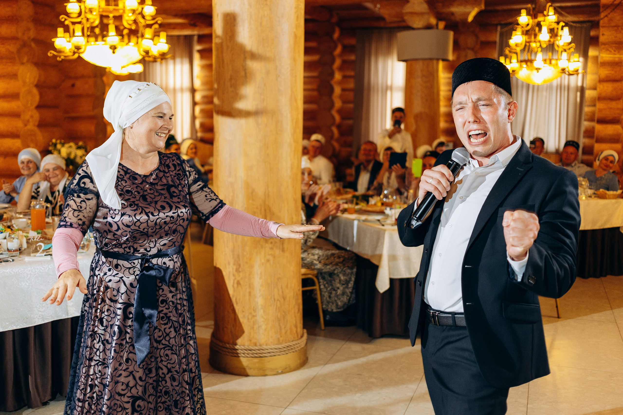 Халяль ведущий  Айнур Сулейманов на проведение Никаха