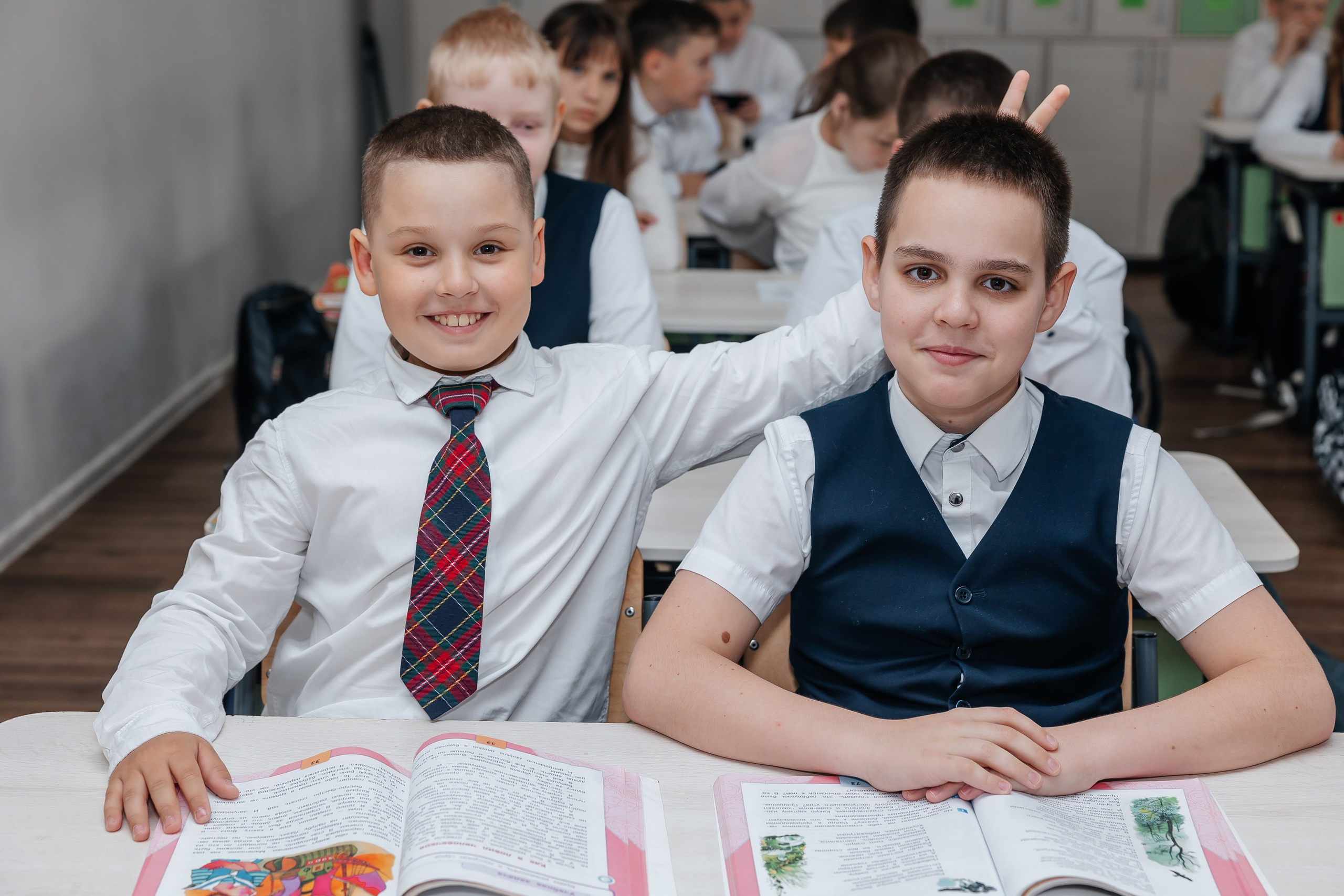 Школьные друзья. Школьный фотограф в Новосибирске Наталья Иванченко