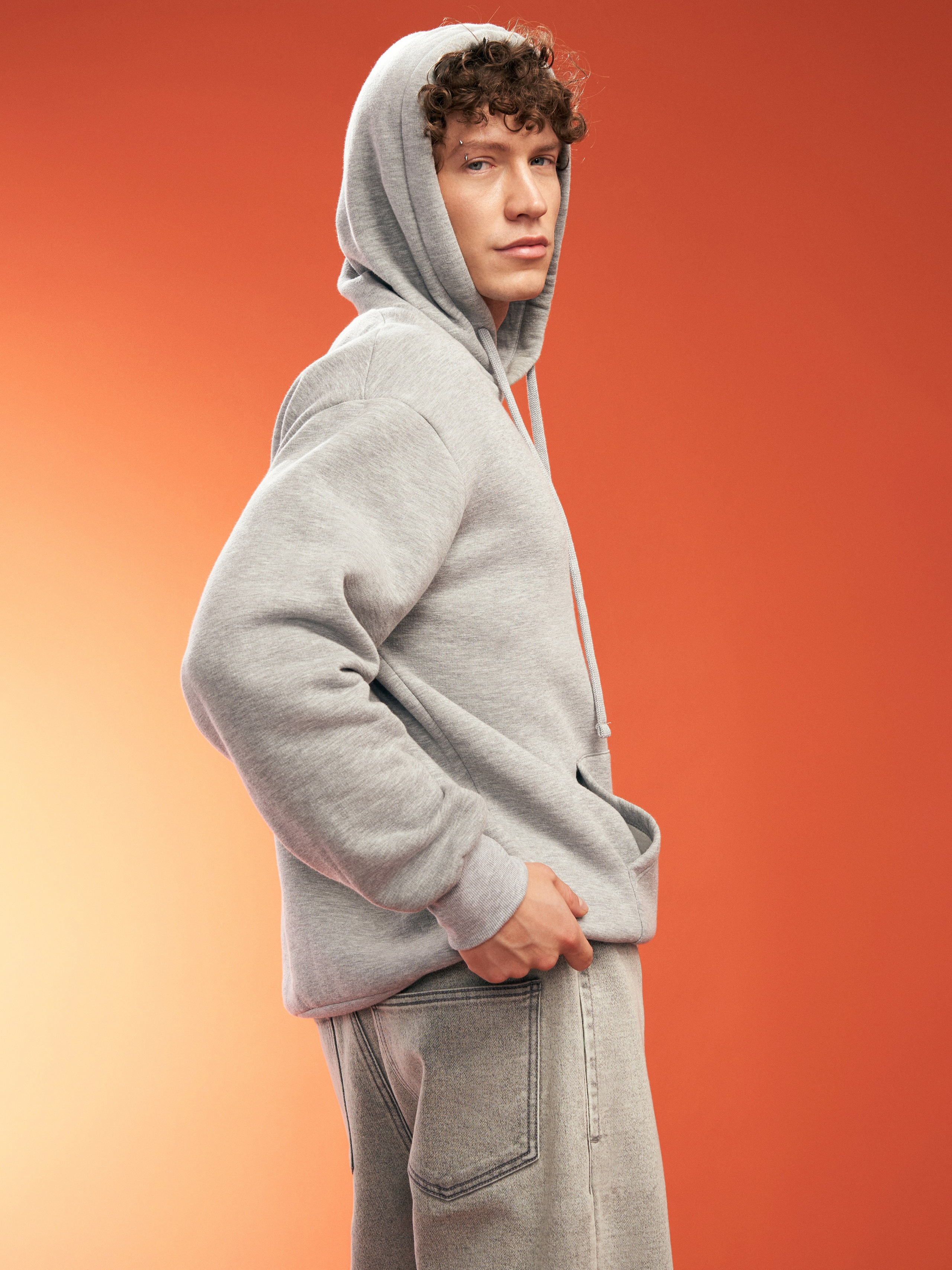 TVOE — BASE COLLECTION. DINIS MUSTAFIN | PHOTOGRAPHY