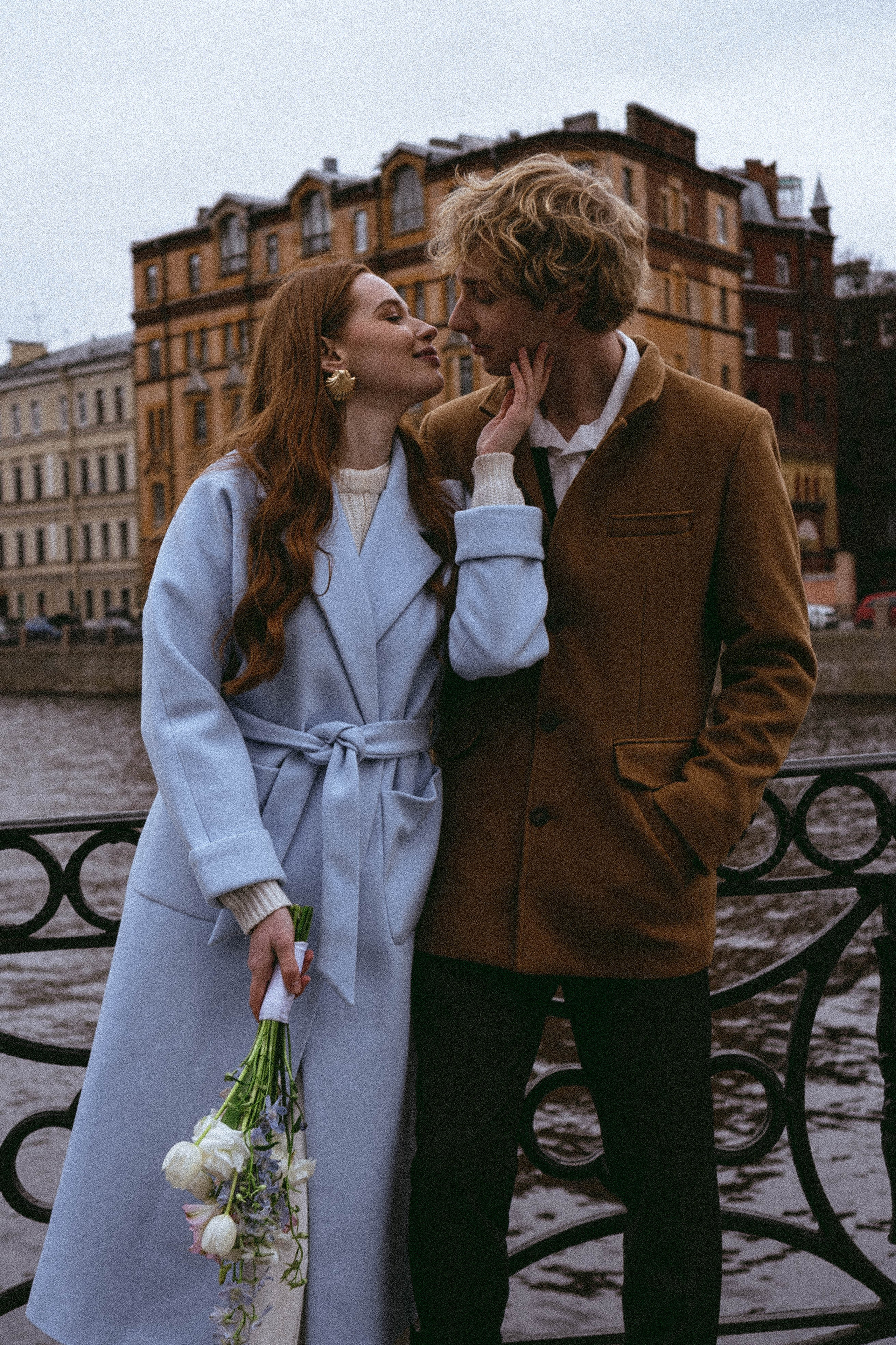 СВАДЕБНАЯ ПРОГУЛКА ПО ПЕТРОГРАДКЕ ВЕСНОЙ (ФОТОСЕССИИЯ ПАРЫ СВАДЕБНАЯ). Профессиональный фотограф, Санкт-Петербург — Виктория Богомолова