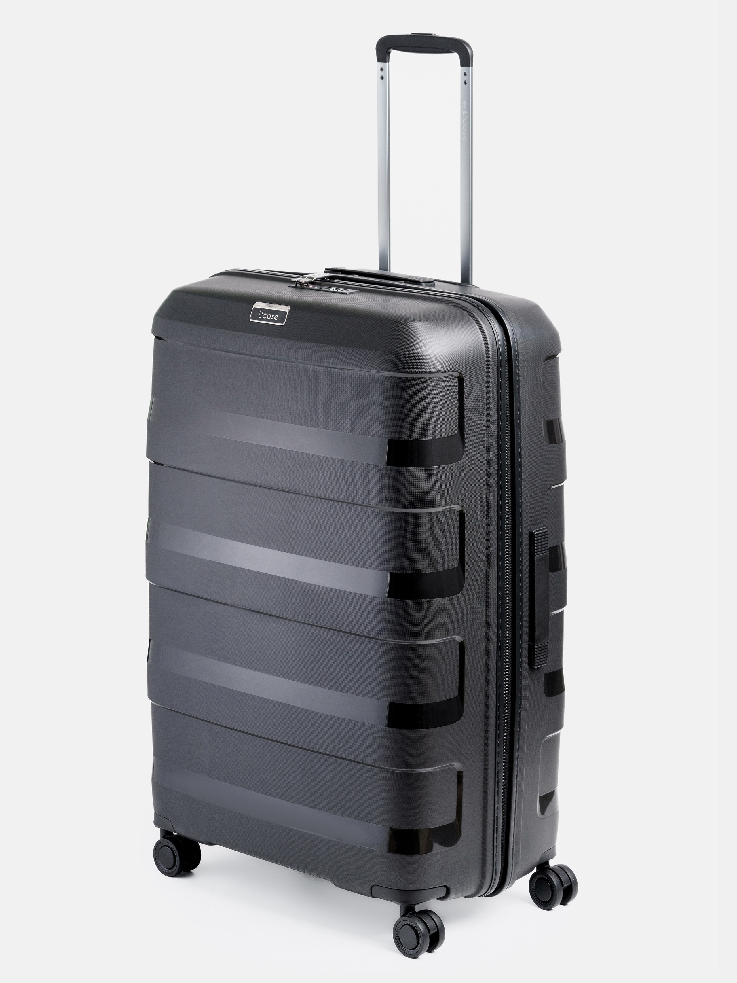 Белый фон. KED Production — продакшн из СПб. Создаём фото, видео и контент, который помогает брендам и селлерам продавать больше