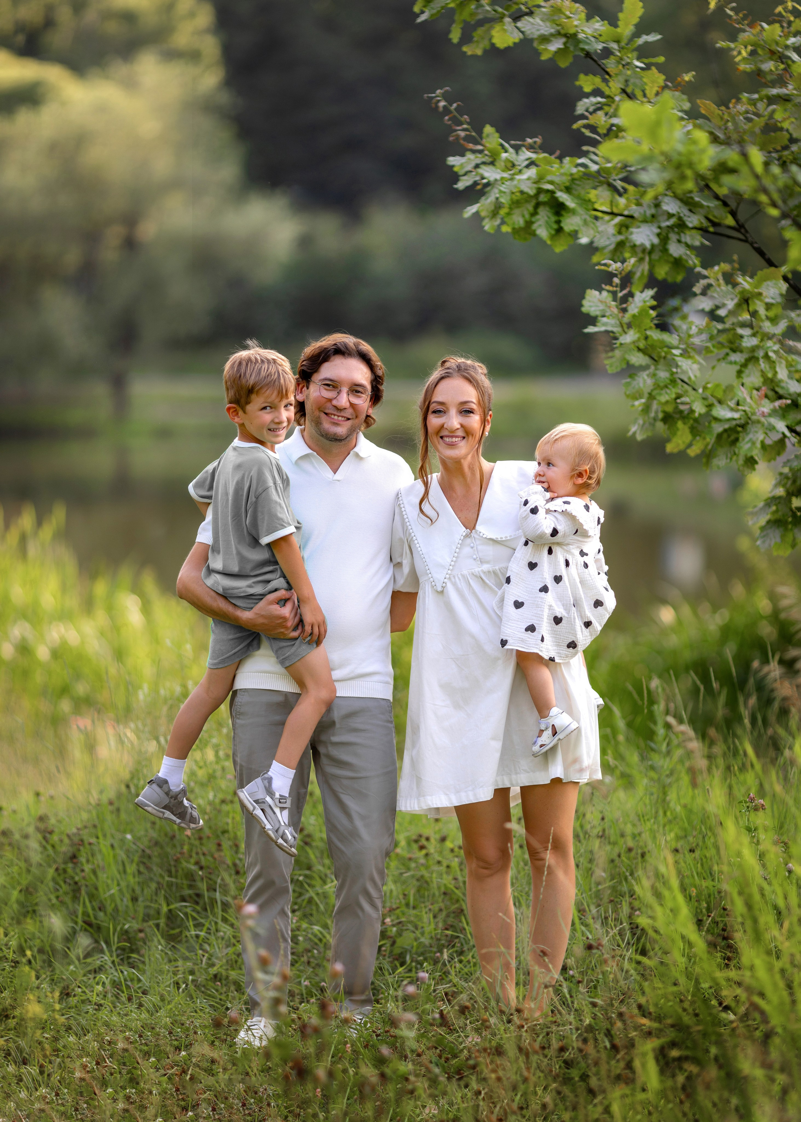 Гузель, Ренат, Тимур и Камилла. Семейный фотограф В Москве Александра Дейкун