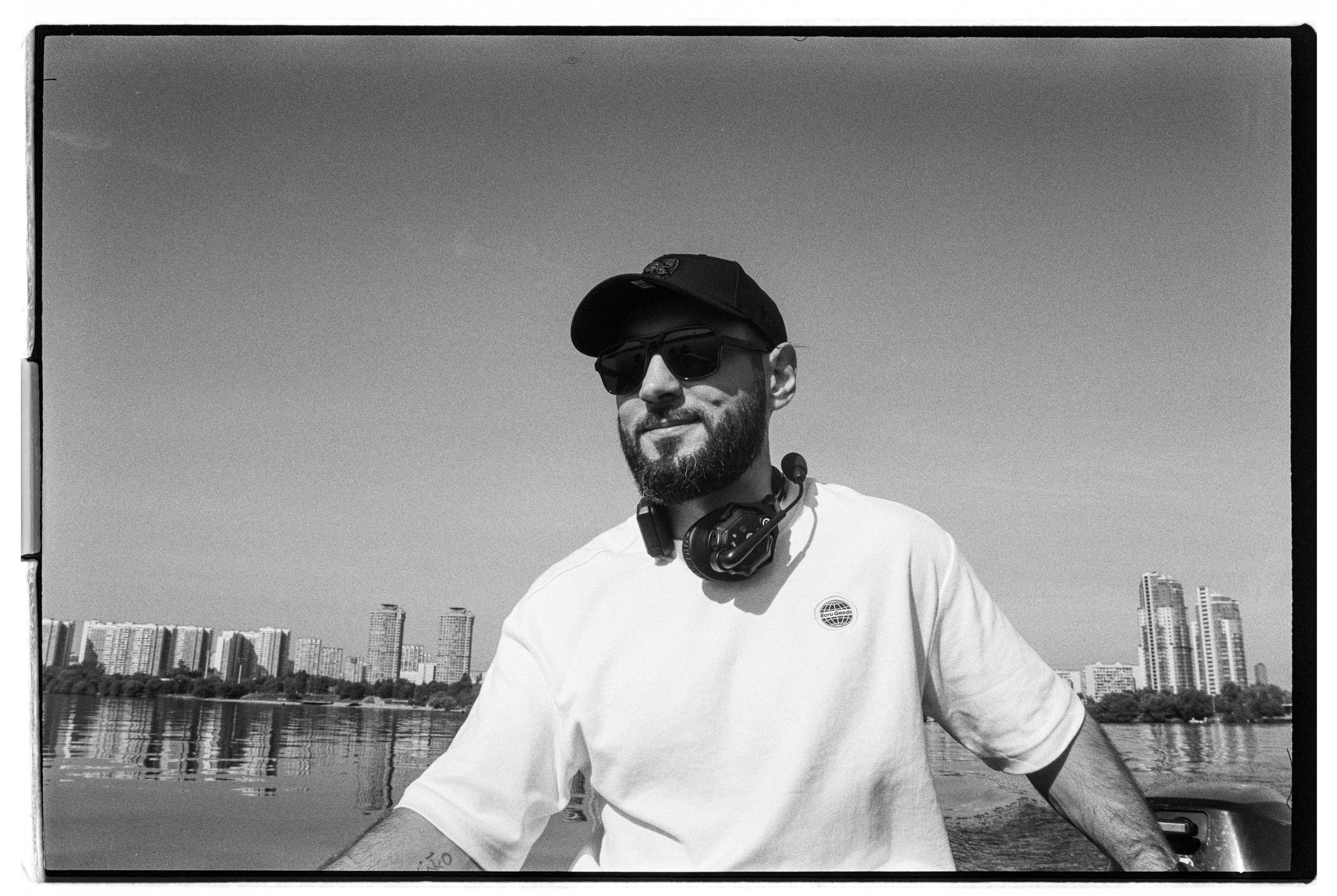 НОВОЕ СЛОВО. ANNA — PHOTOGRAPHER