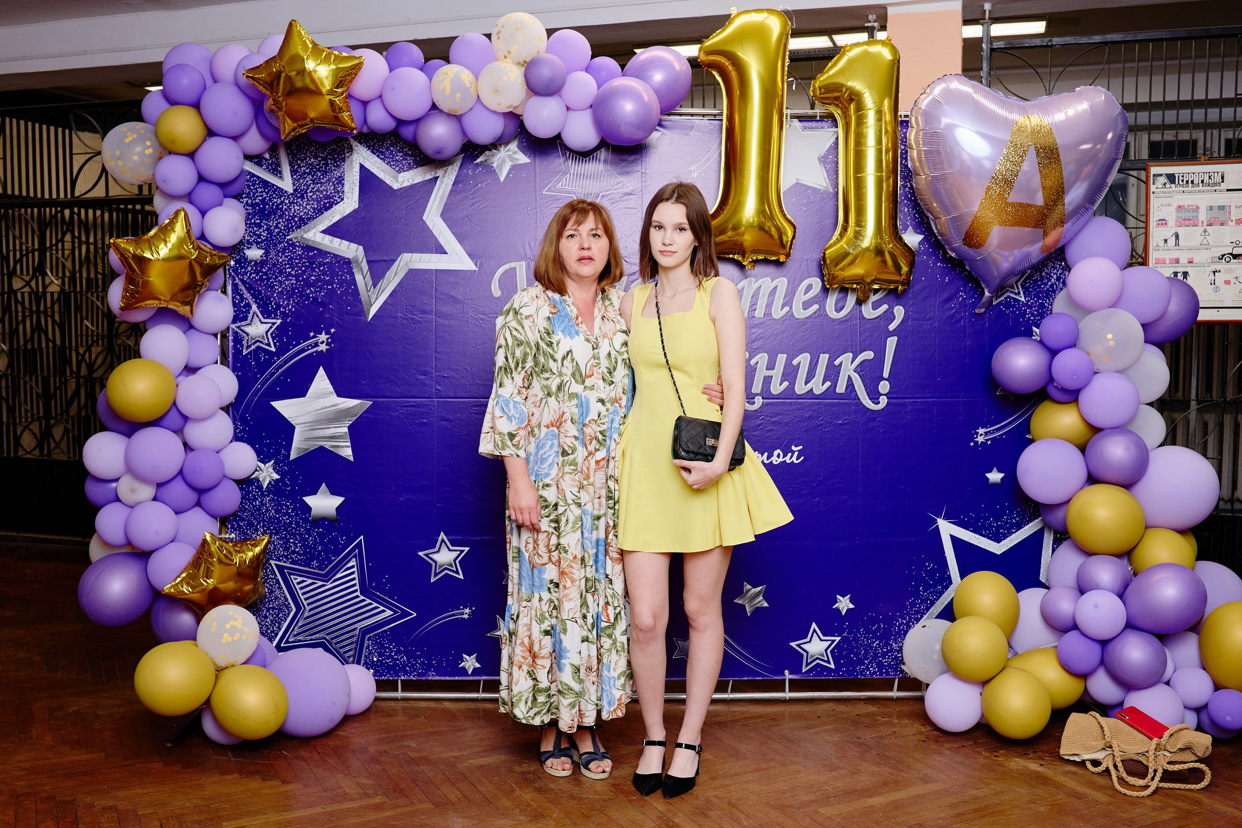 Выпускной 35 Сош. Фотограф Выпускные альбомы Таганрог Сергей Коробченко