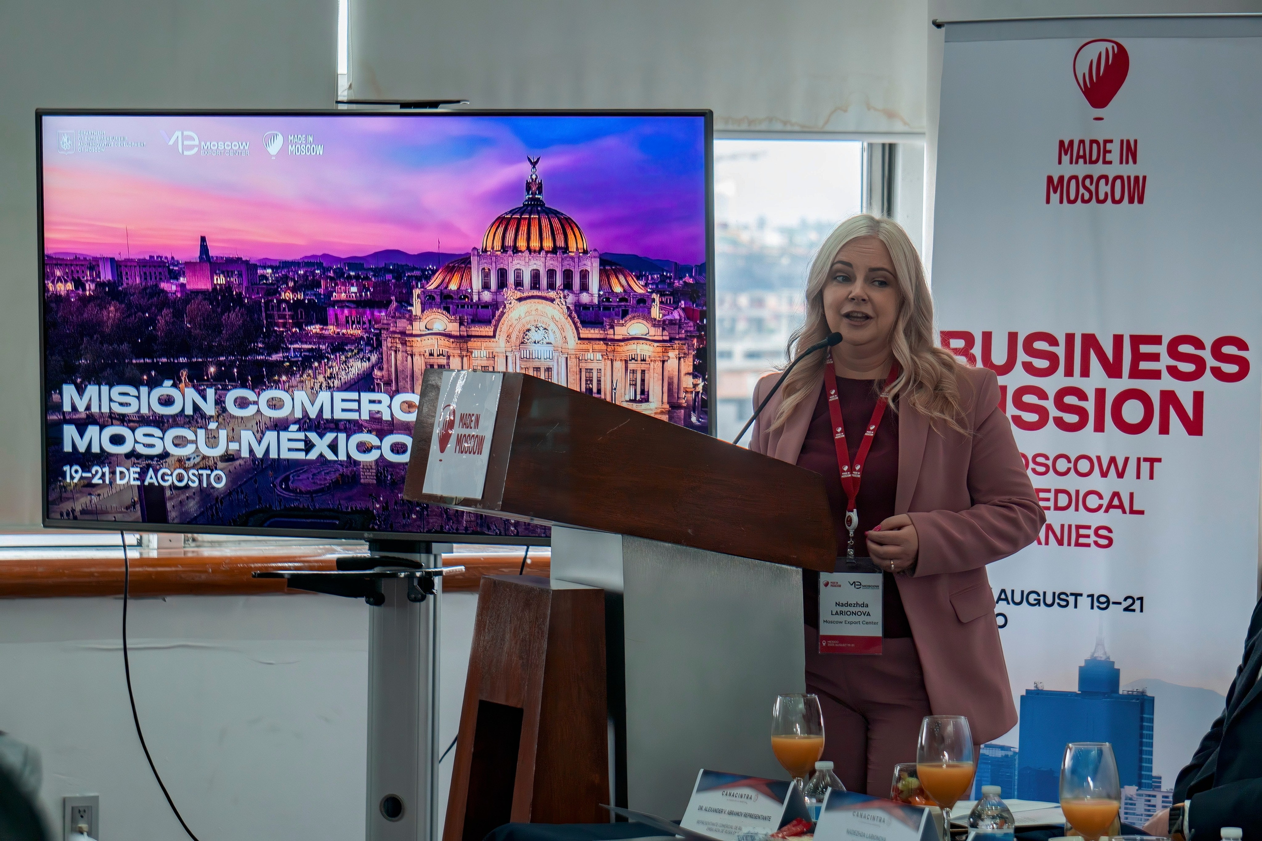 B2B Sessions in CANACINTRA. CDMX Photography | Alex Klenin| Portrait & Event Photographer