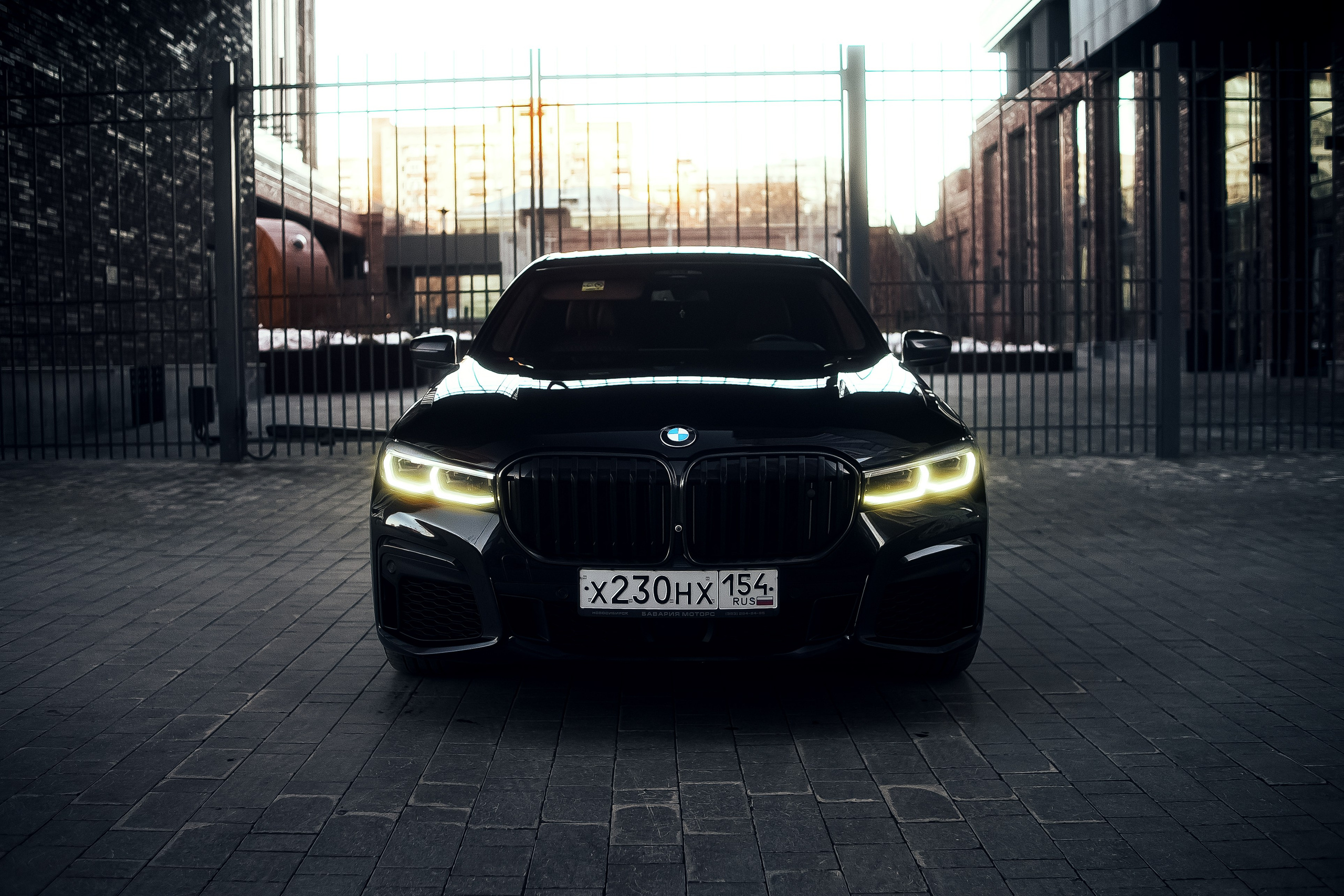 BMW 760Li. Фотограф в Новосибирске Владислав Унтерберг