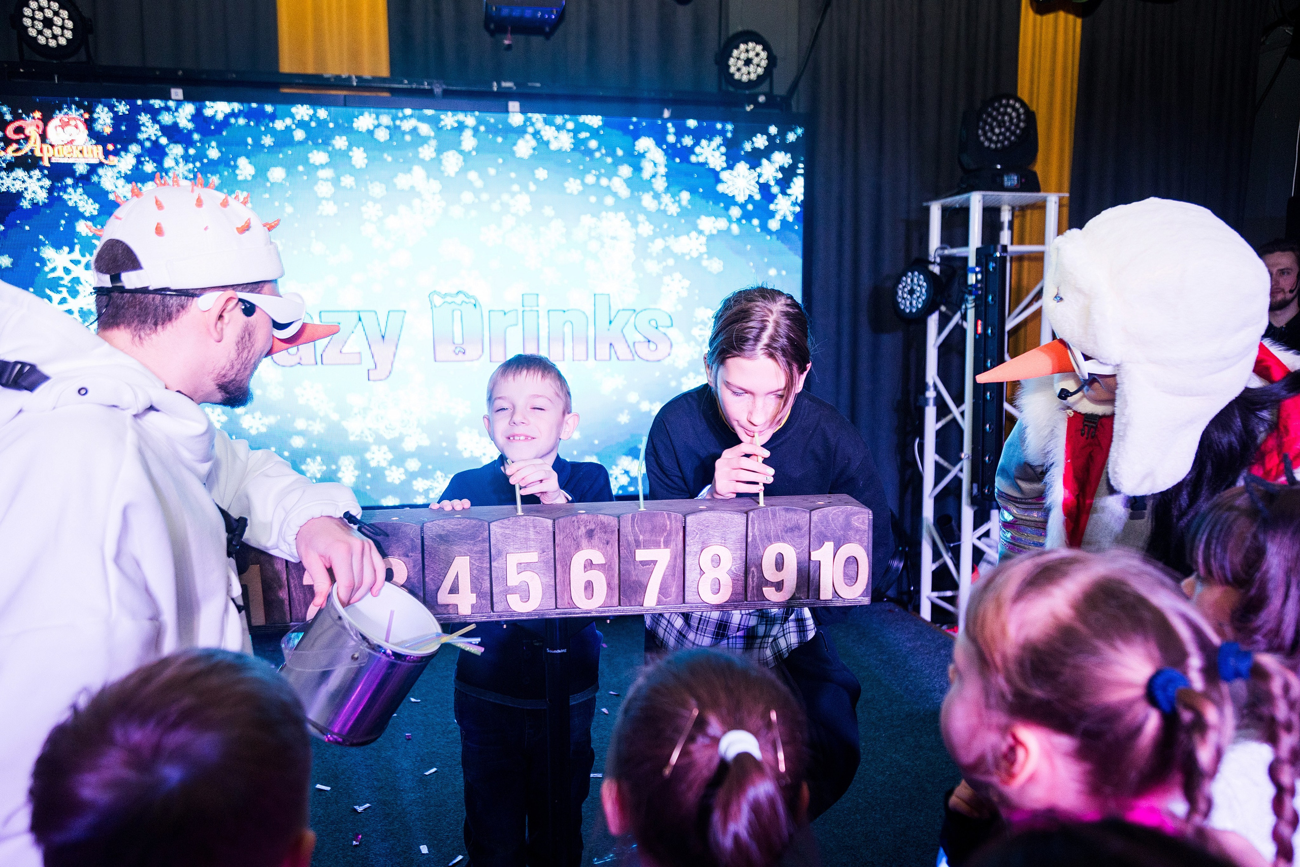 Новогодние утренники. Детский фотограф видеограф в Хабаровске Михаил Орлов