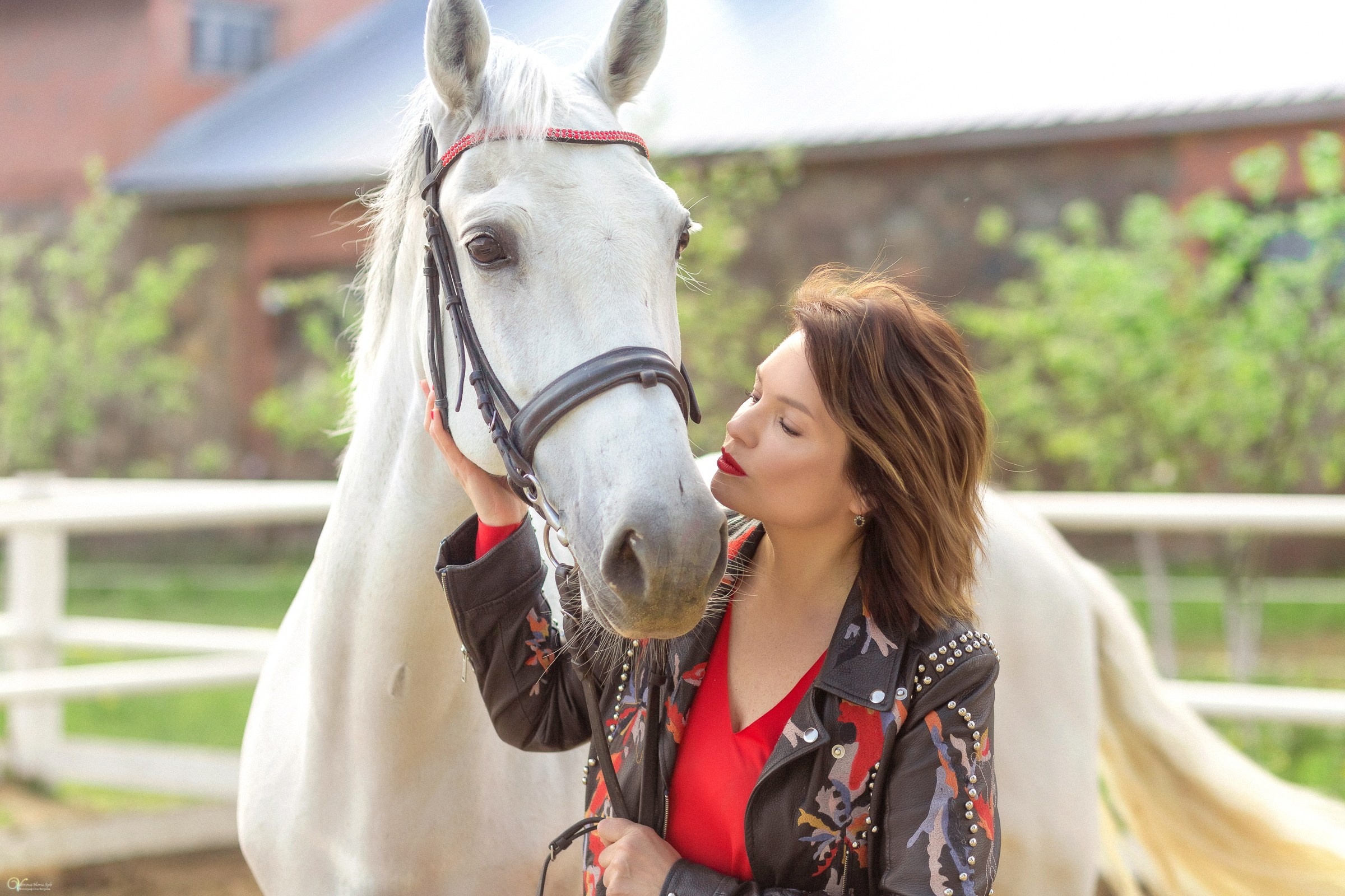 Галина и ее лошадь Сказка. Фотограф женский и мужской портрет Санкт-Петербург