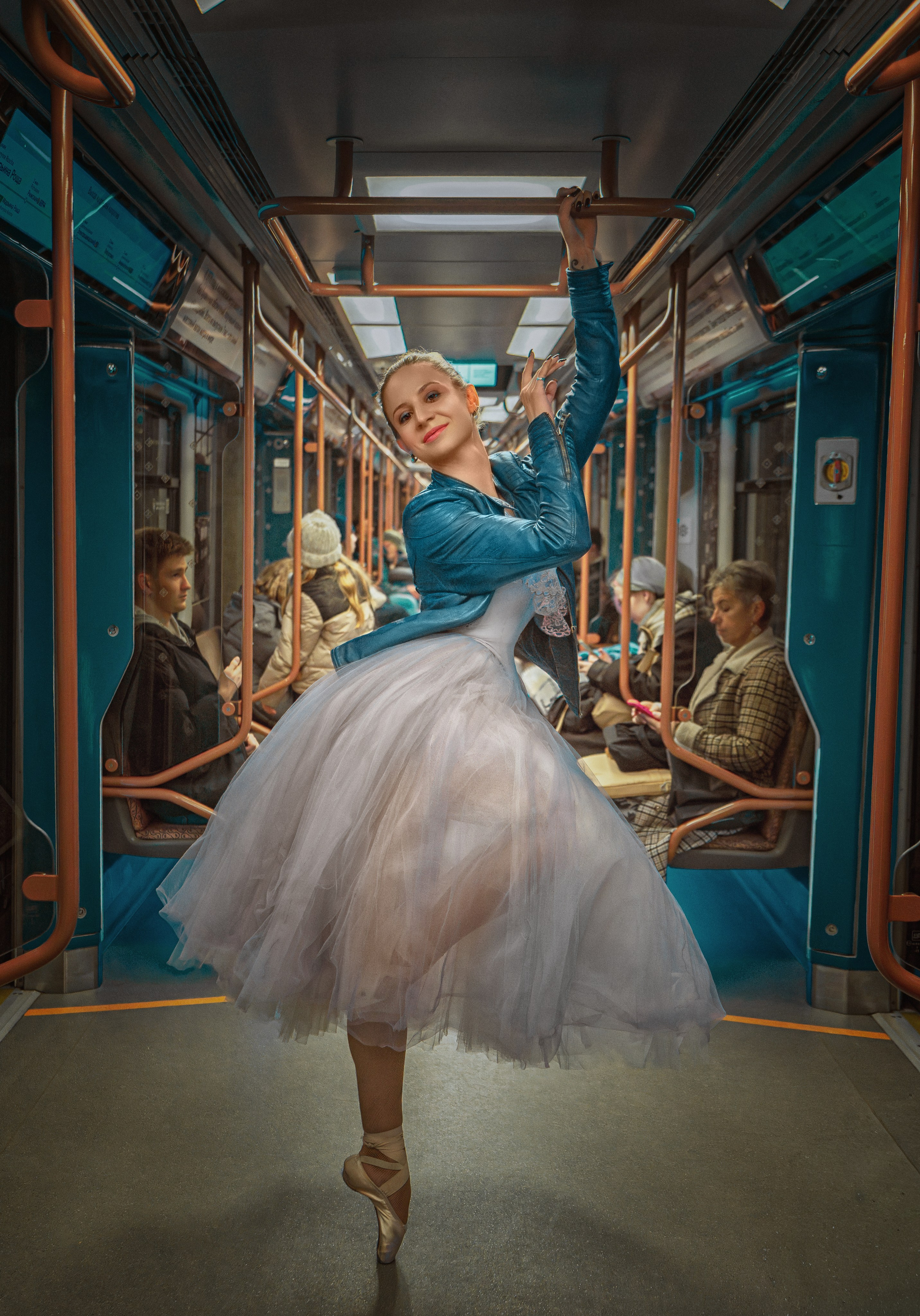 Уличные портреты. Портретный фотограф Юрий Захаров в г. Москва