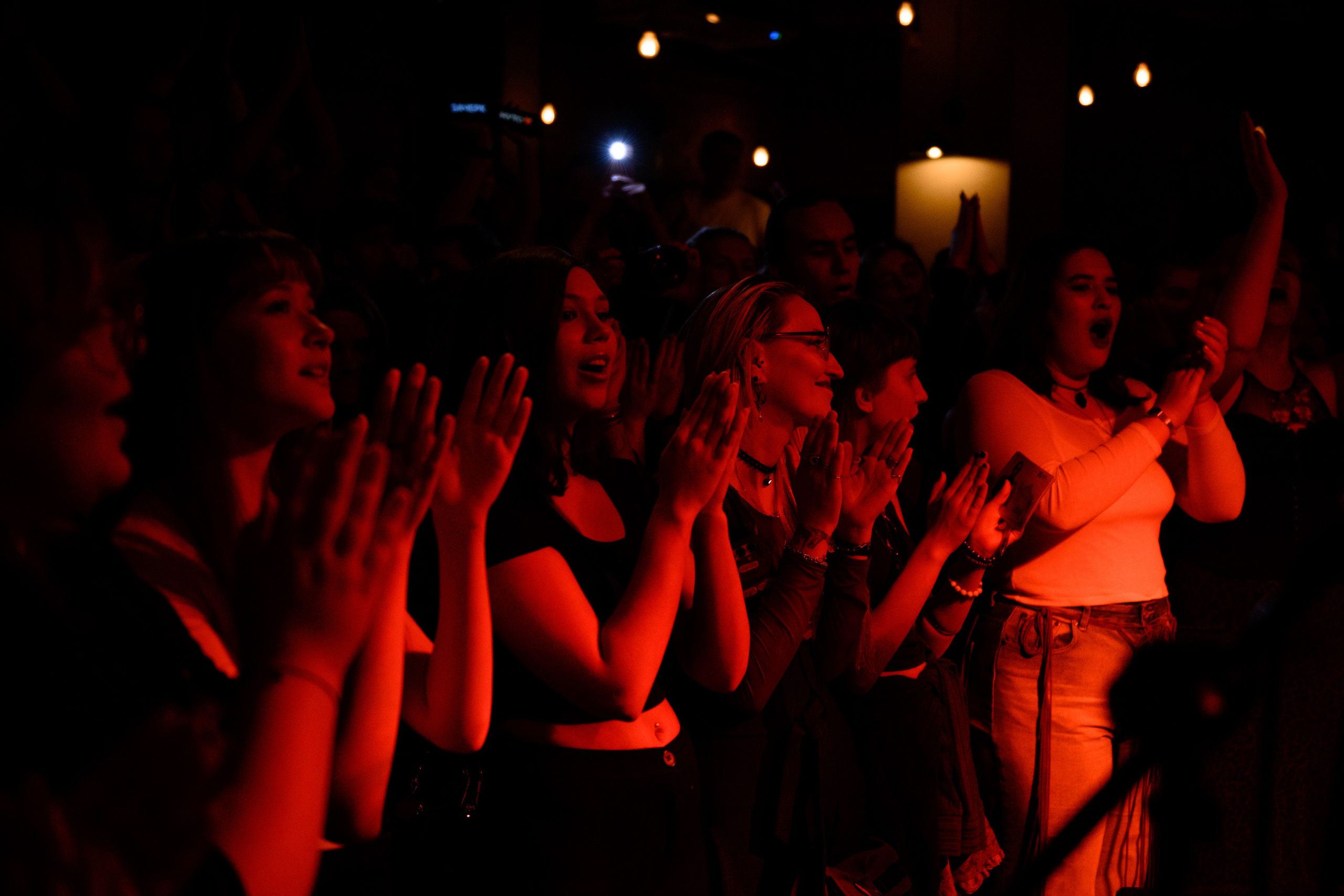 CRAFT BAR EDISON — Диктофон. Свадебный фотограф Иркутск Алексей Шульгин