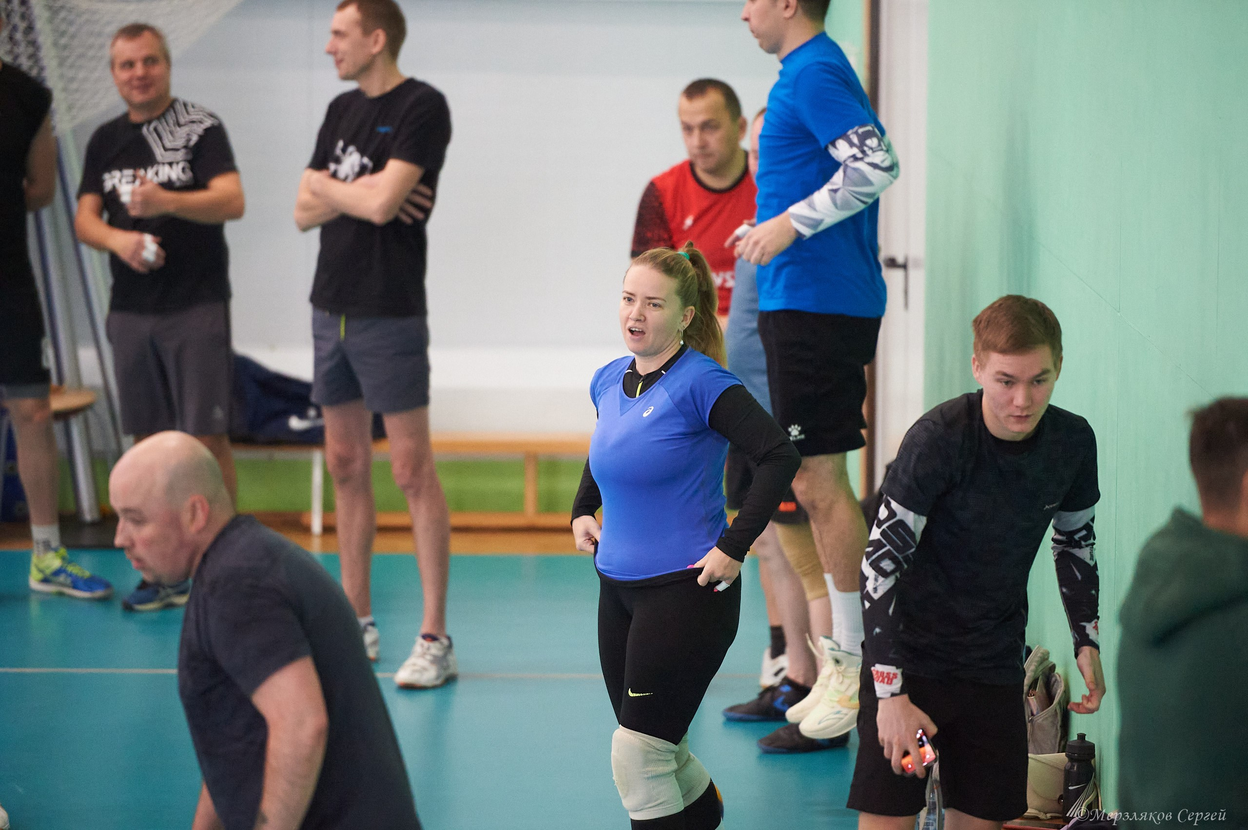 Новогодний волейбольный турнир. Ижевск. 16.12.23. Спортивный репортажный фотограф в Ижевске Сергей Мерзляков