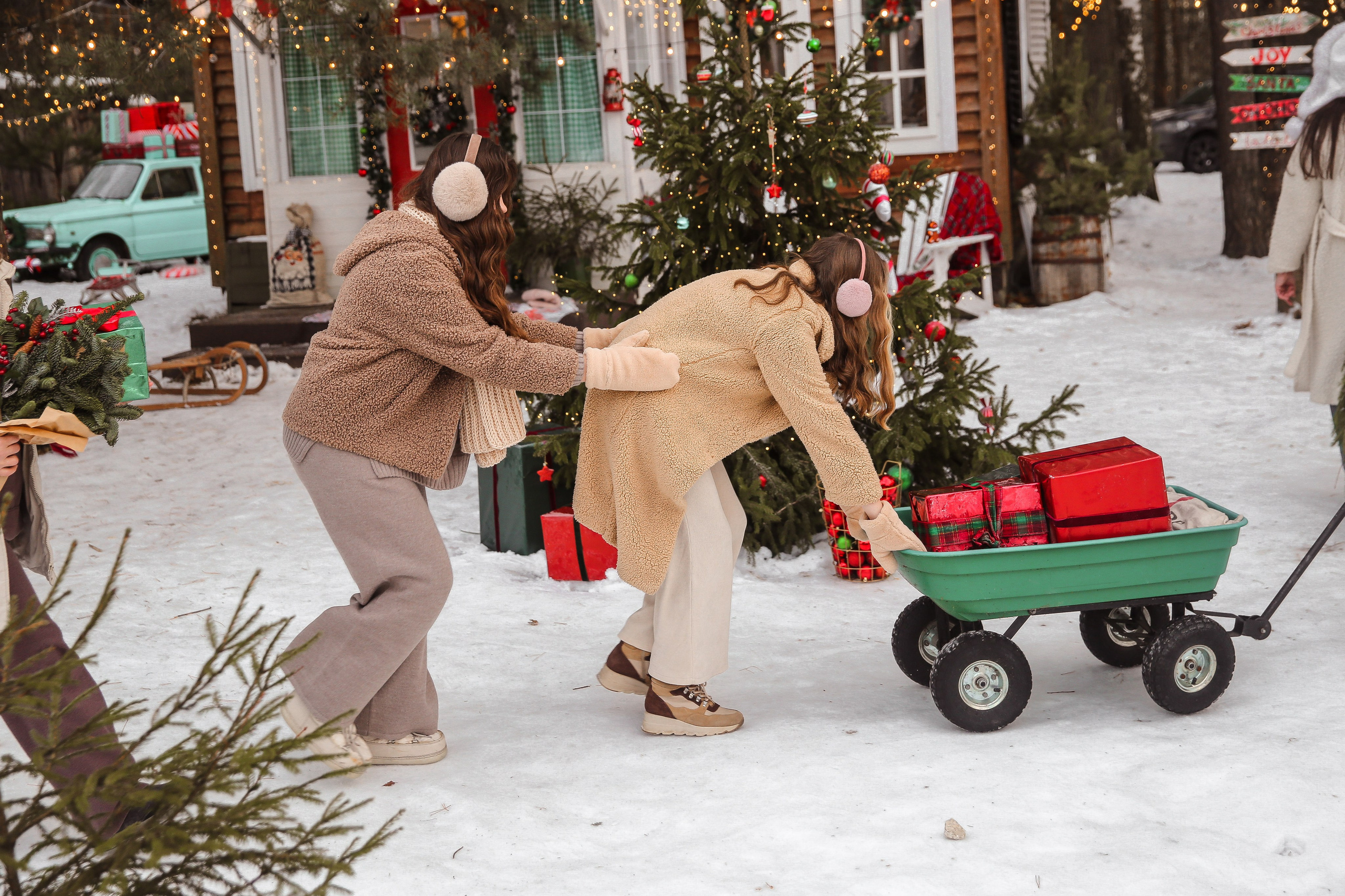 Новогодний девишник. Я Лена — семейный фотограф в стиле Life Style Москва и Подмосковья: Балашиха, Пушкино, Щелково, Домодедово, Дмитров. Я за эмоции и любовь
