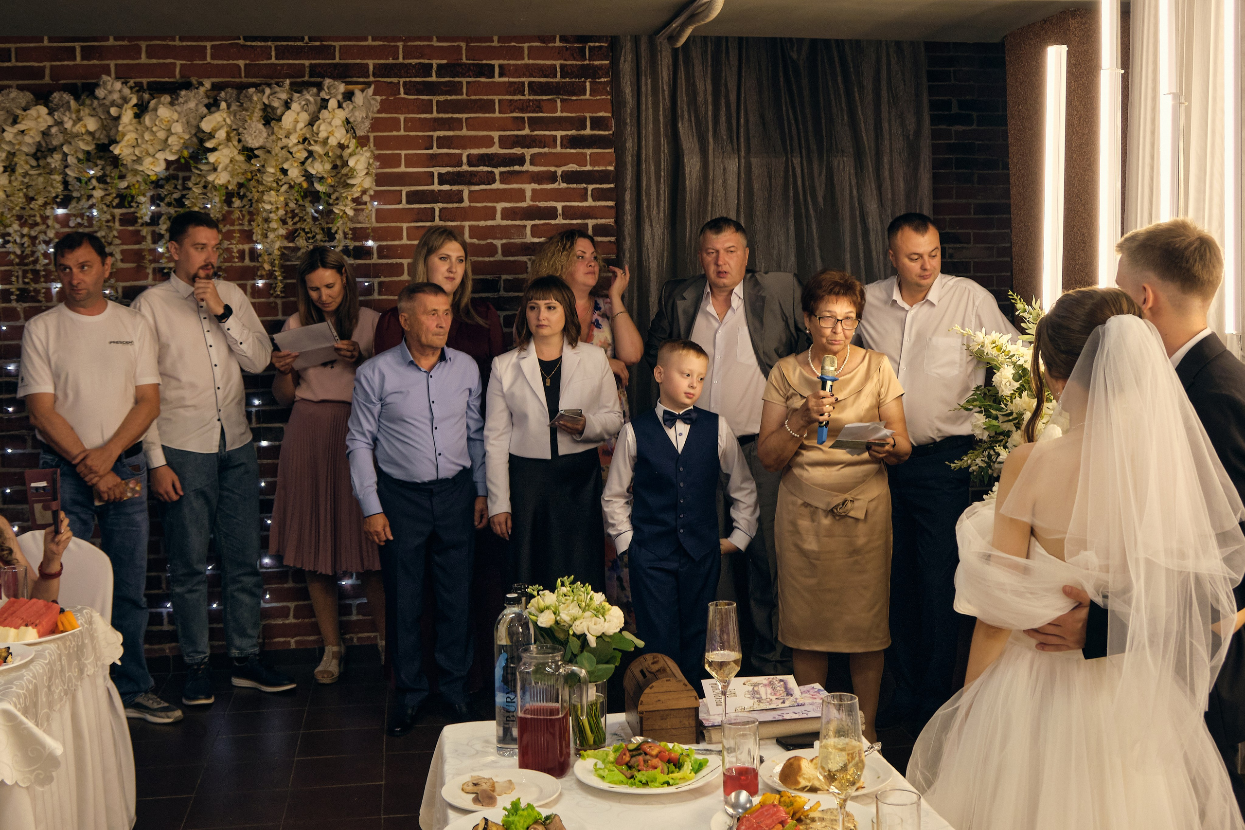 Банкет. Фэшн фотограф Арина Эльюс в Новосибирске