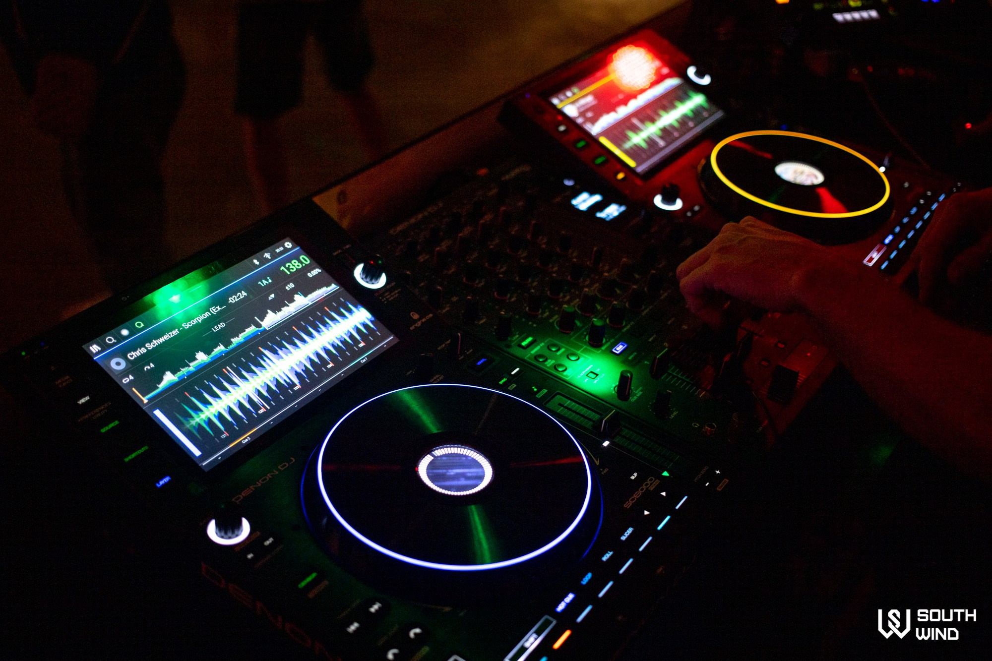 14 09 Вечеринка South Wind в Стереодаче. Репортажный, промышленный и маркетплейс-фотограф Дмитрий Чернат