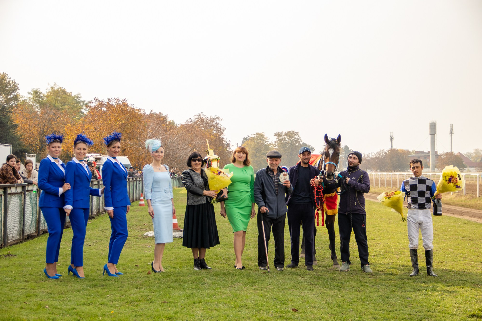 Закрытие скакового сезона на Краснодарском ипподроме. Репортажный, промышленный и маркетплейс-фотограф Дмитрий Чернат