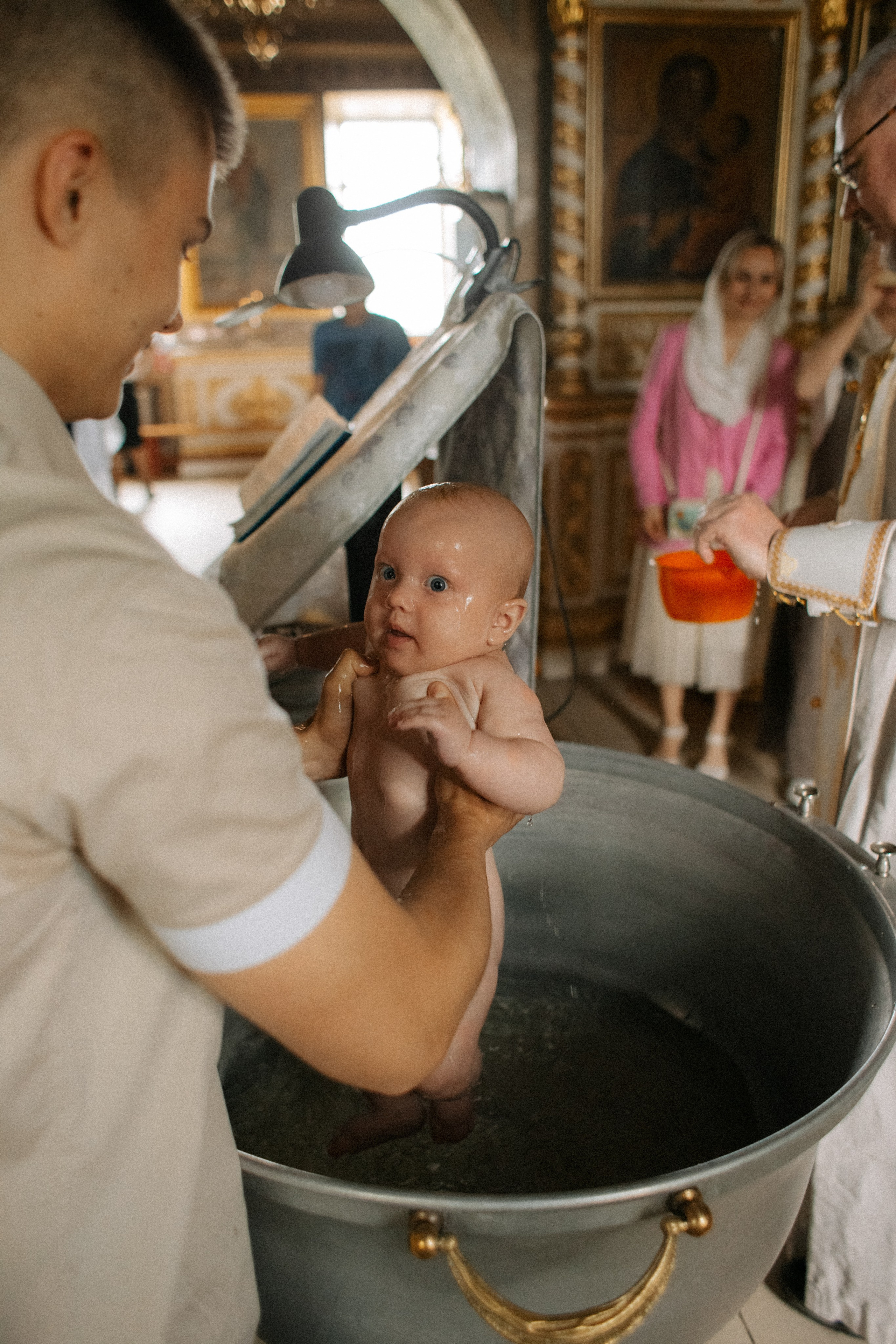 Крещение малышки Мии. Семейный фотограф Виктория Потехина Москва