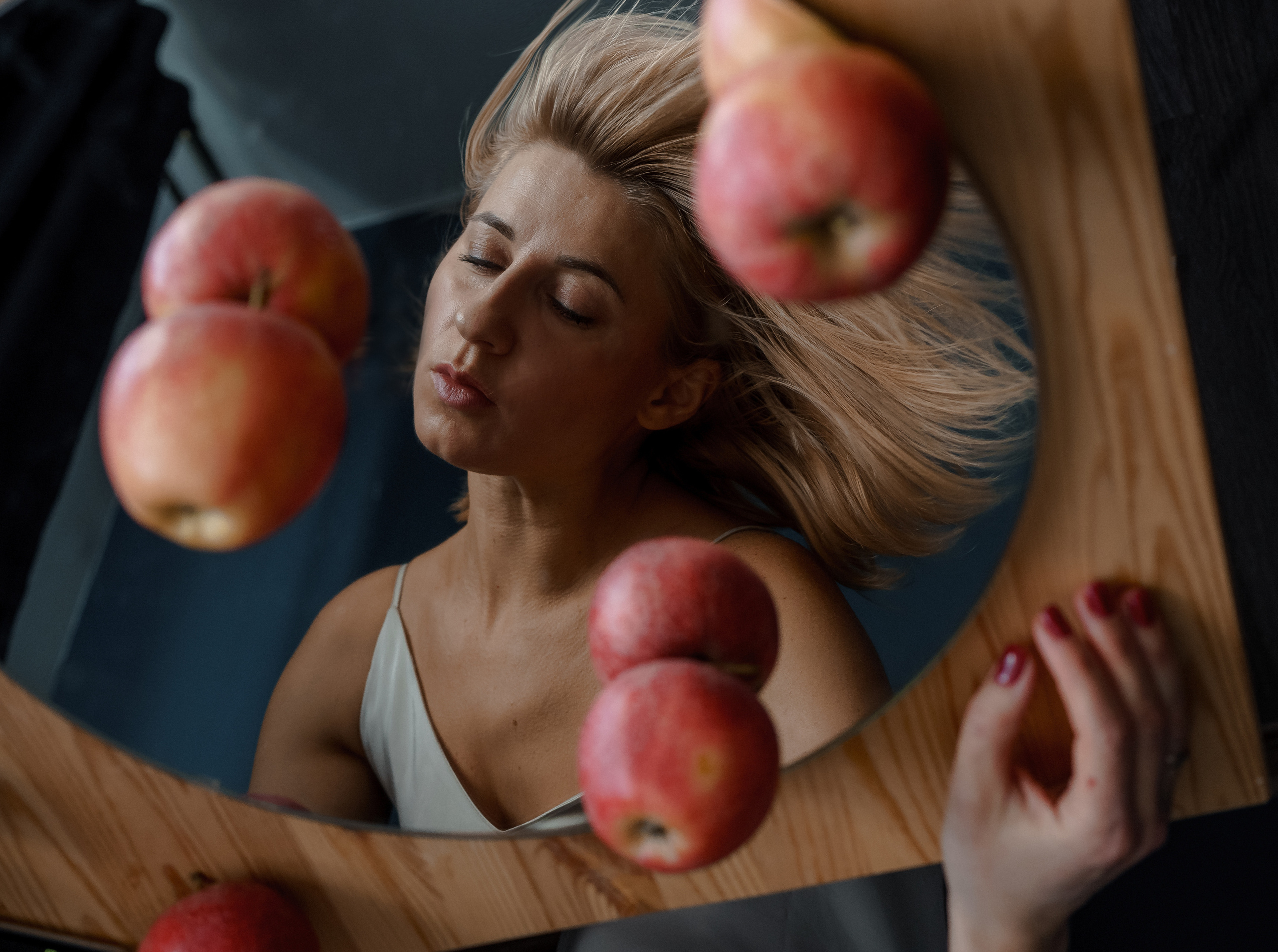 Взгляд на саму себя. Портретный фотограф в Самаре Анна Силютина