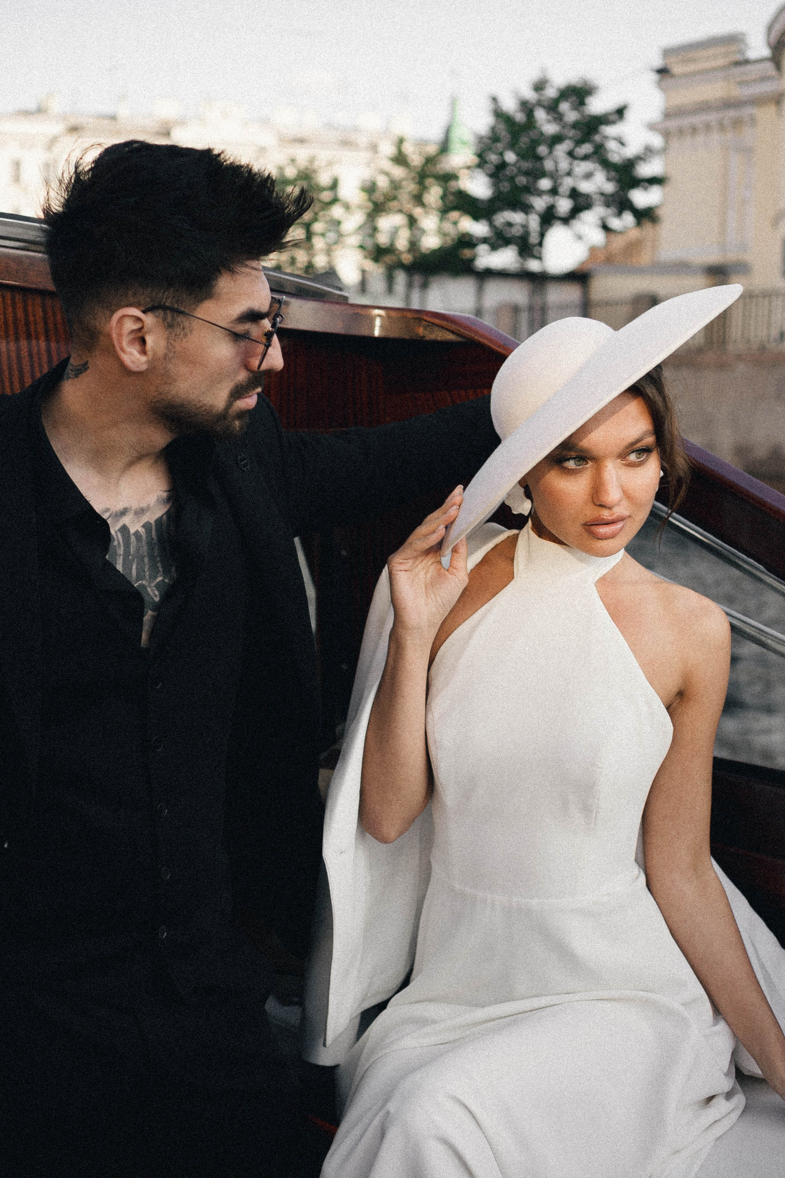 СВАДЕНБНАЯ СЬЕМКА НА КАТЕРЕ ПО КАНАЛАМ САНКТ-ПЕТЕРБУРГА И В АКВАТОРИИ НЕВЫ. Профессиональный фотограф, Санкт-Петербург — Виктория Богомолова