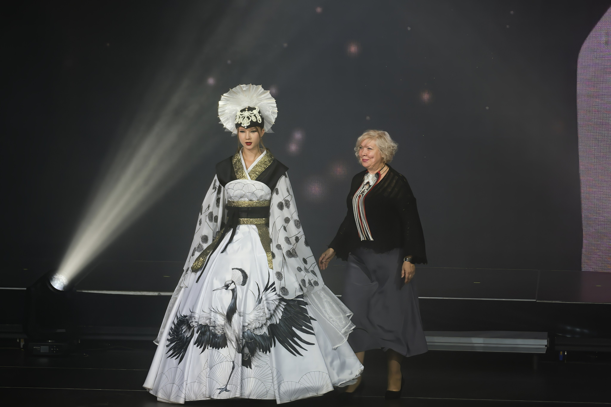 Подиумный спектакль «Стиль Надежды». Добро пожаловать в студию «Цифровой скульптор»  где искусство встречается с технологиями!