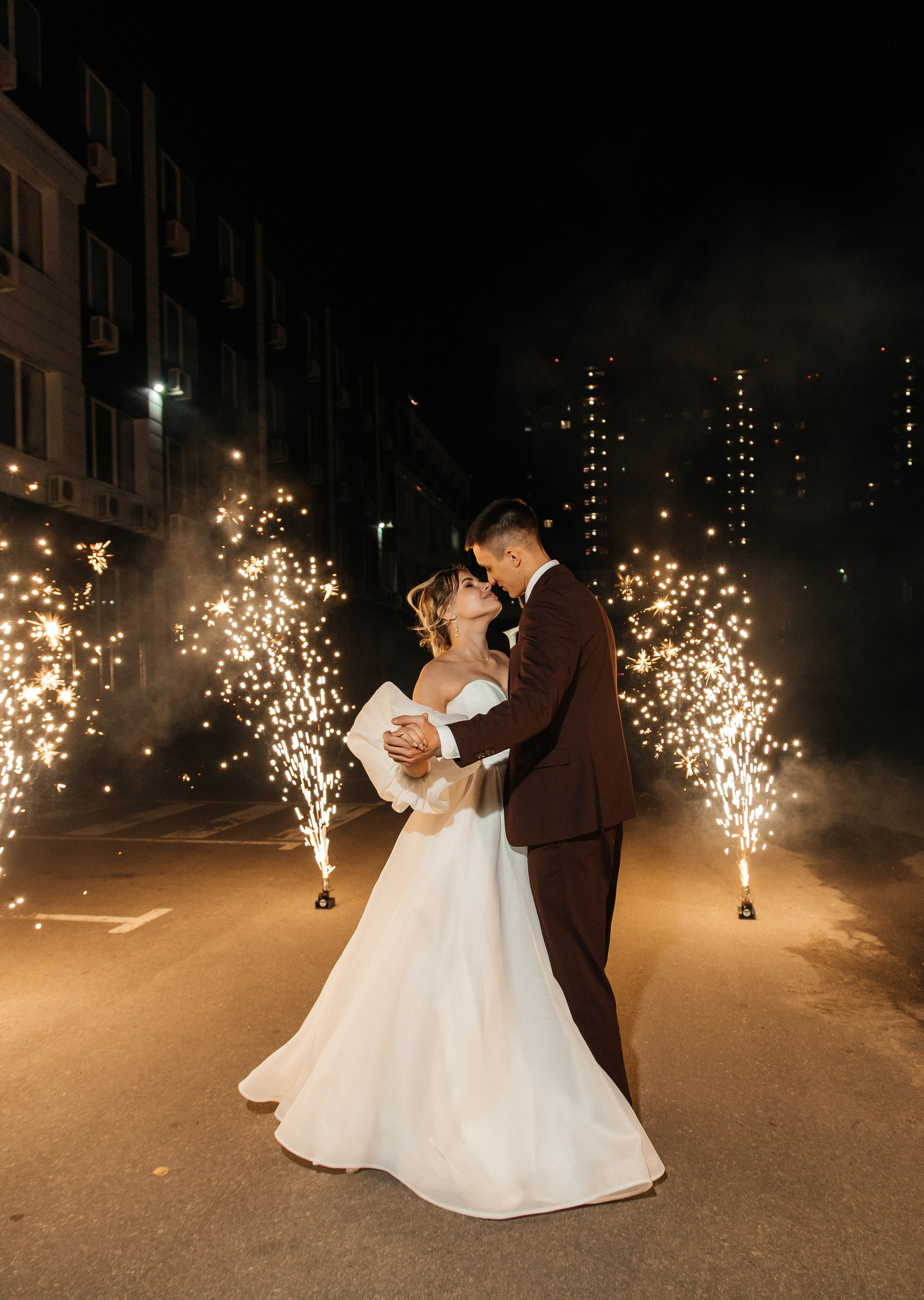 Любовный фестиваль. Артём Бачурин — свадебный фотограф Воронеж