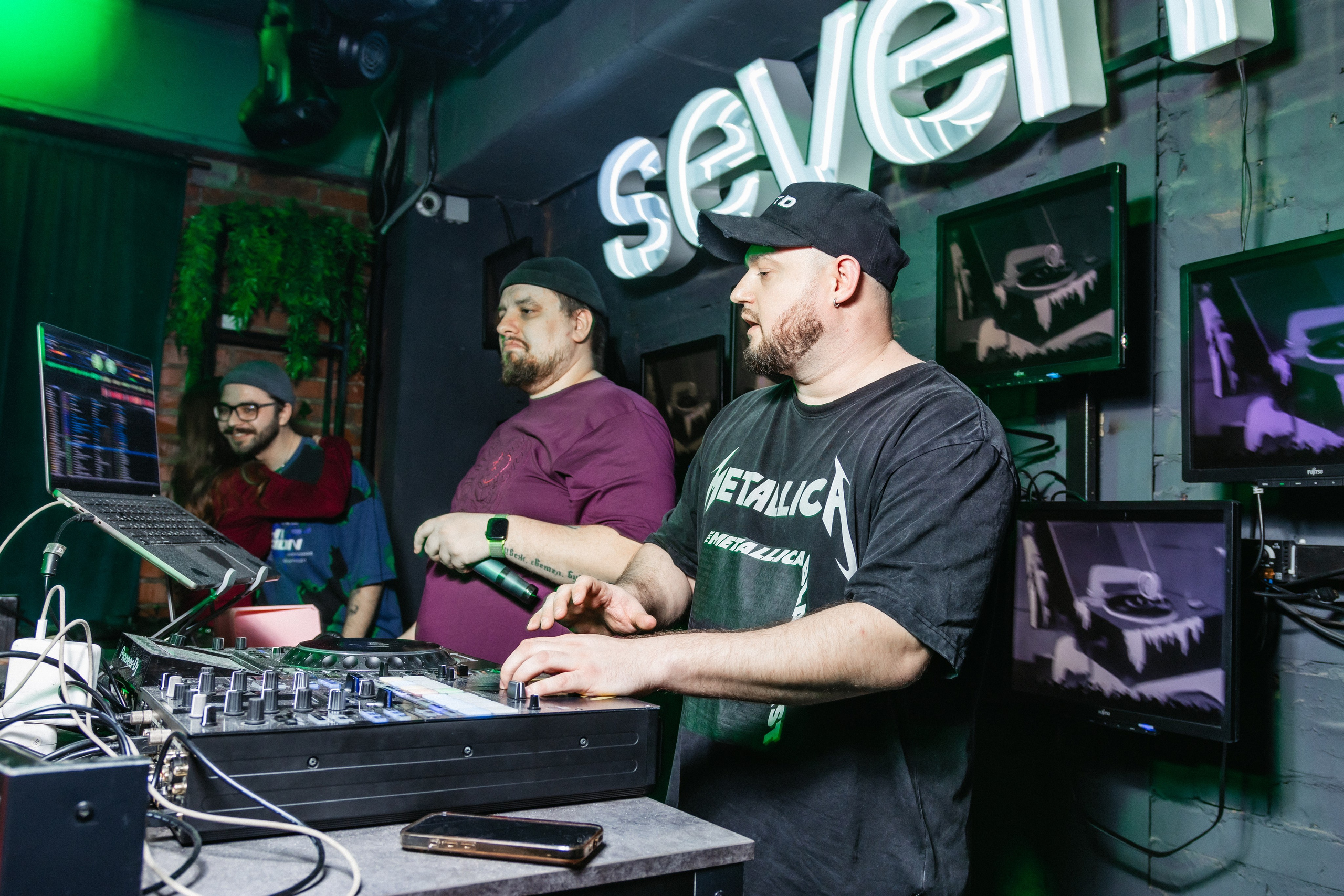 ДР SEVEN бар | 1год