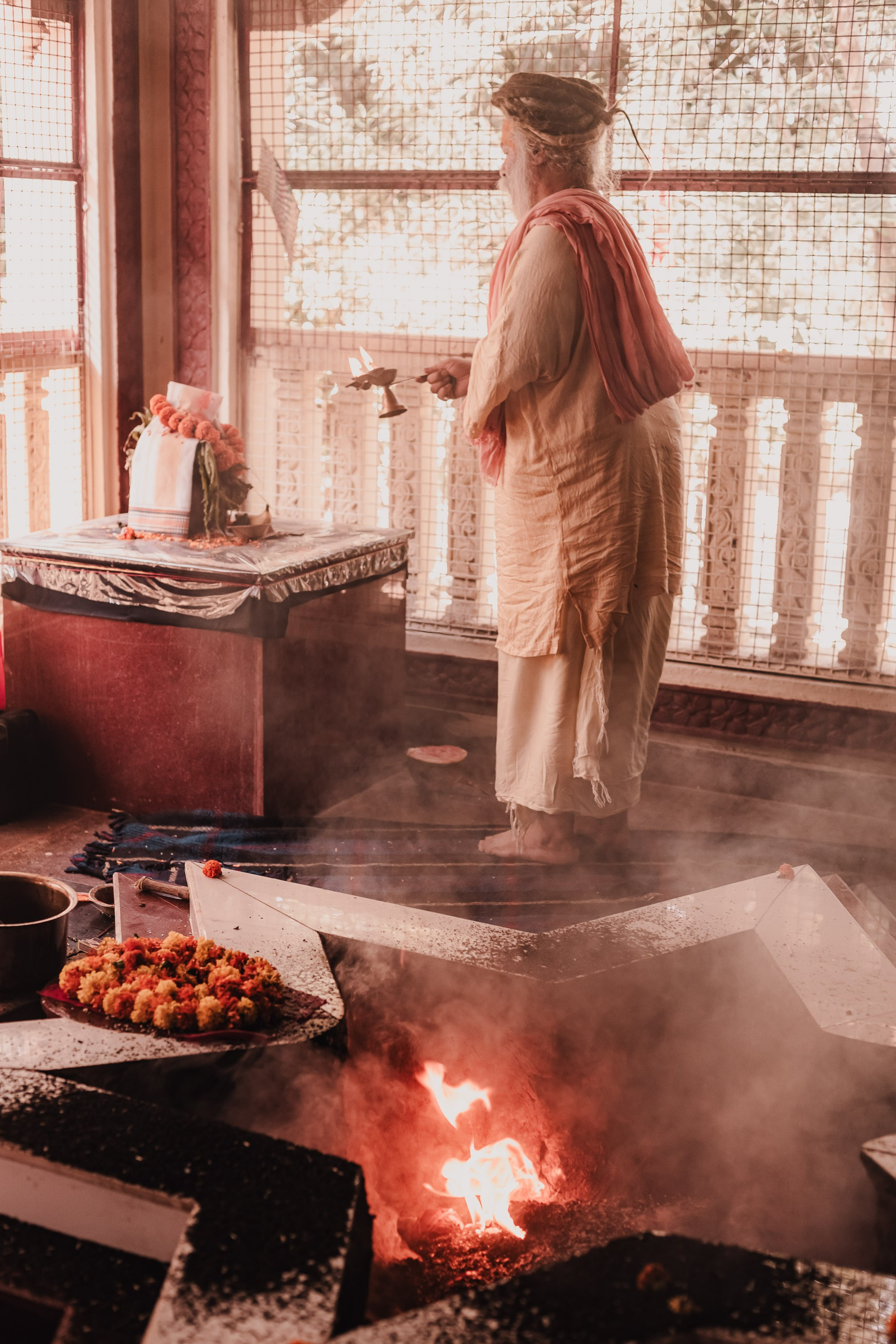 Navaratri yajna at Devraha Baba Ji ashram. Мариам Багдасарян