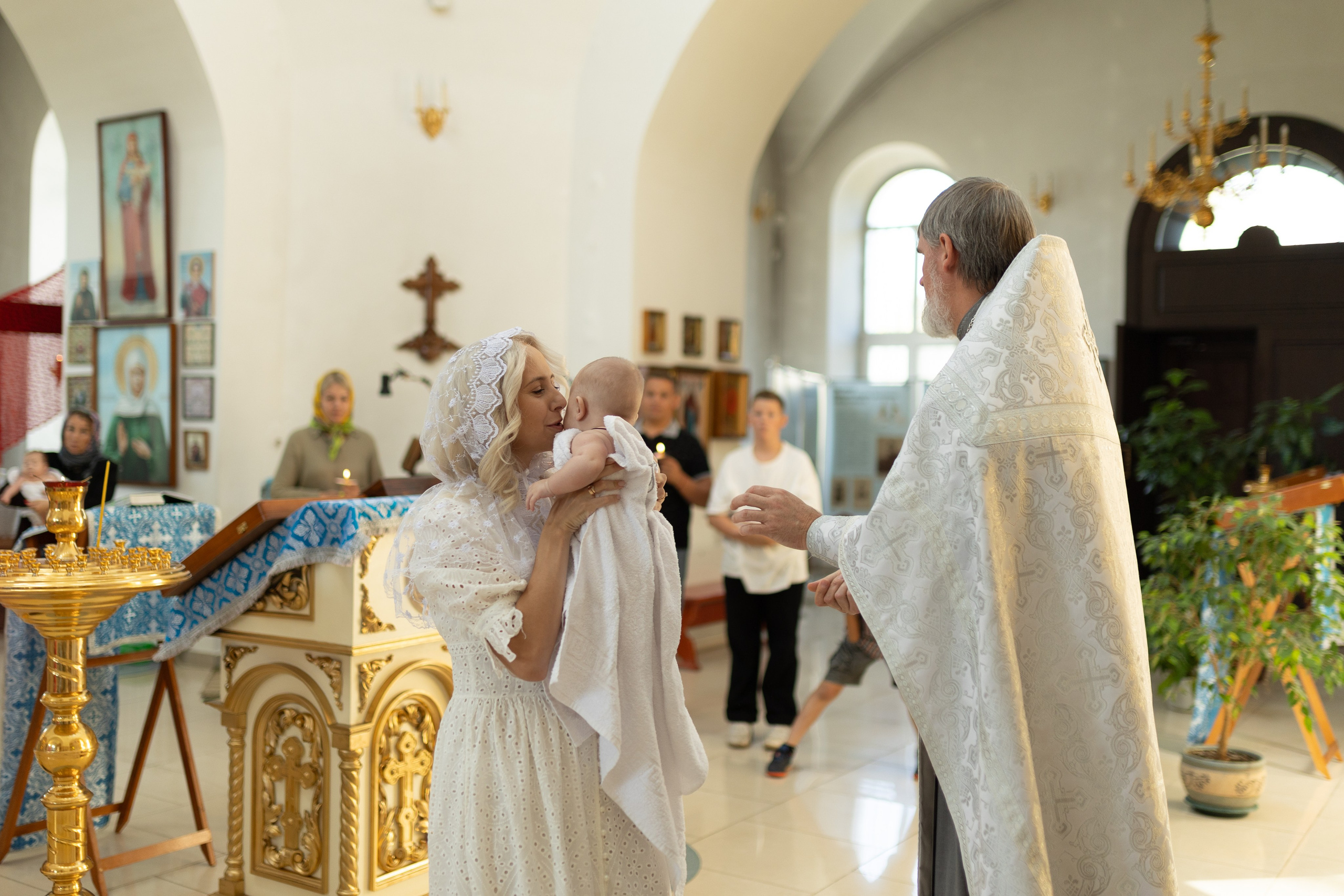 Крещение Артёма (все фото с таинсвта крещения). Фотограф новорожденных. Детский и семейный фотограф Марьяна Юдина
