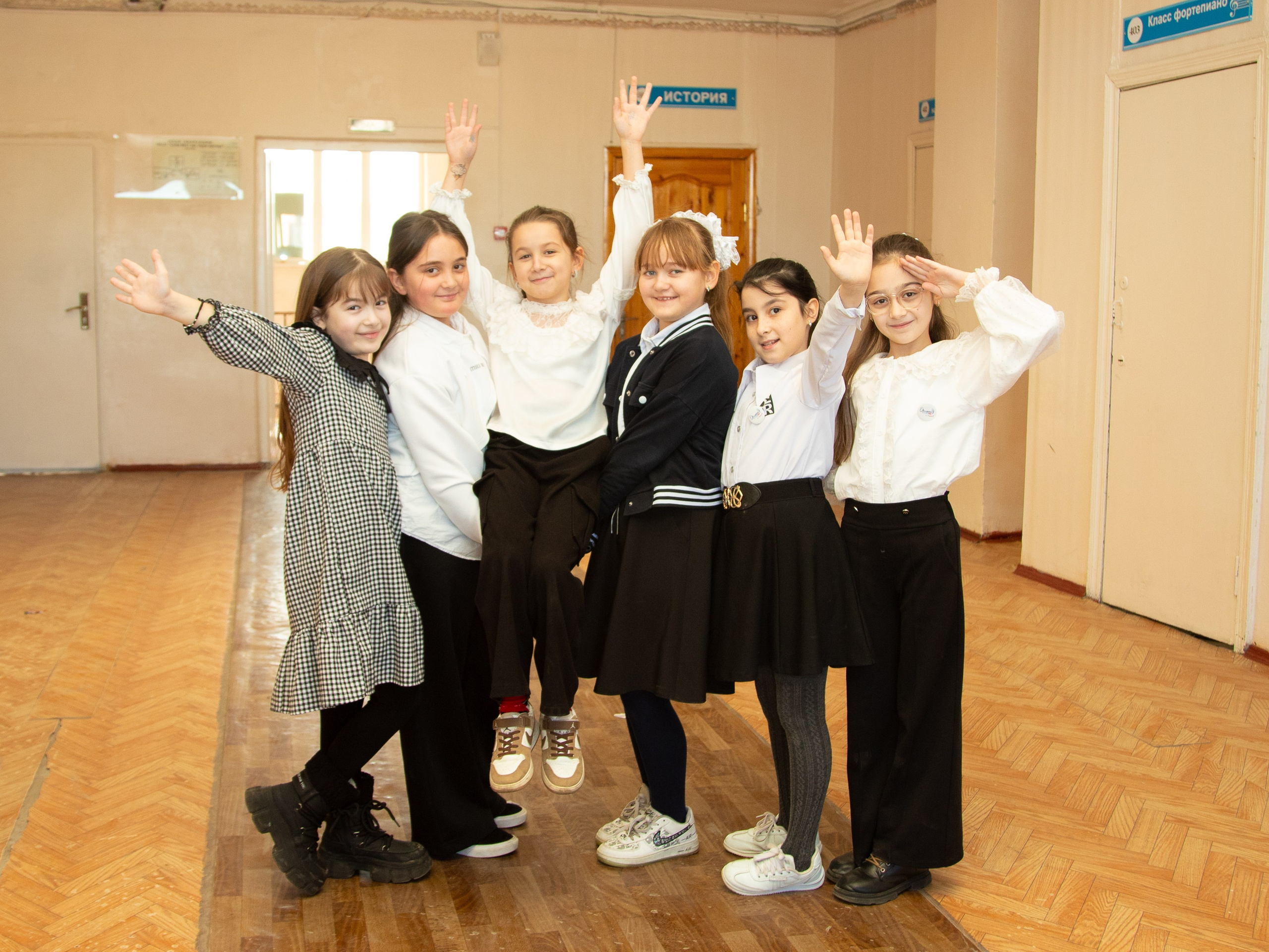 4 класс. Школьный фотограф в г. Нальчик Галимат Абитова