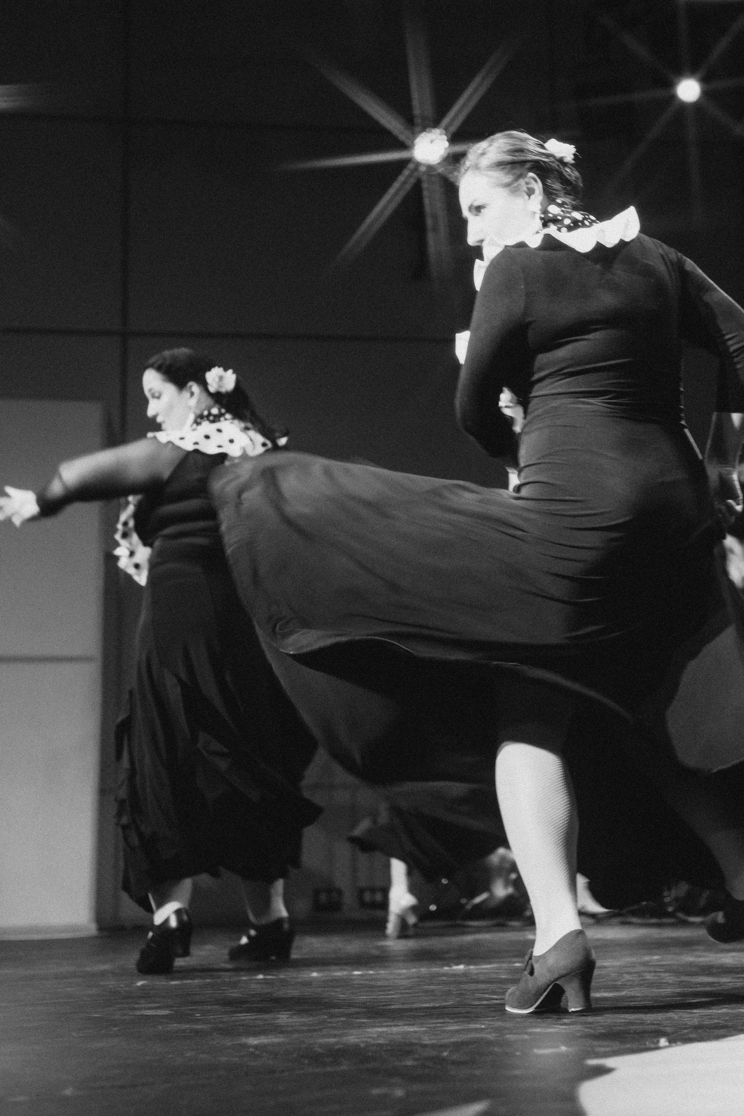 Спектакль «Mujeres» («Женщины»), студия фламенко Tierra del Sol. Анна Демидова — фотография для жизни и бизнеса в Абакане