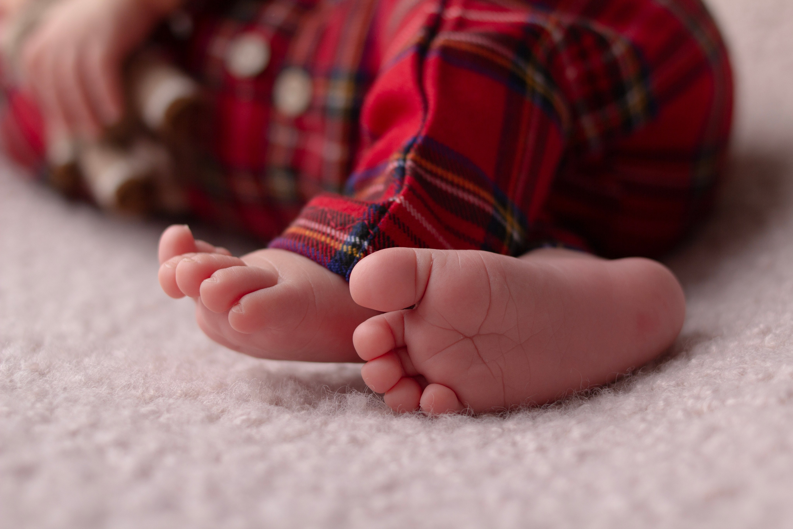 Образы в вязаных костюмчиках. Первый кадр | newborn фотограф | Всеволожск