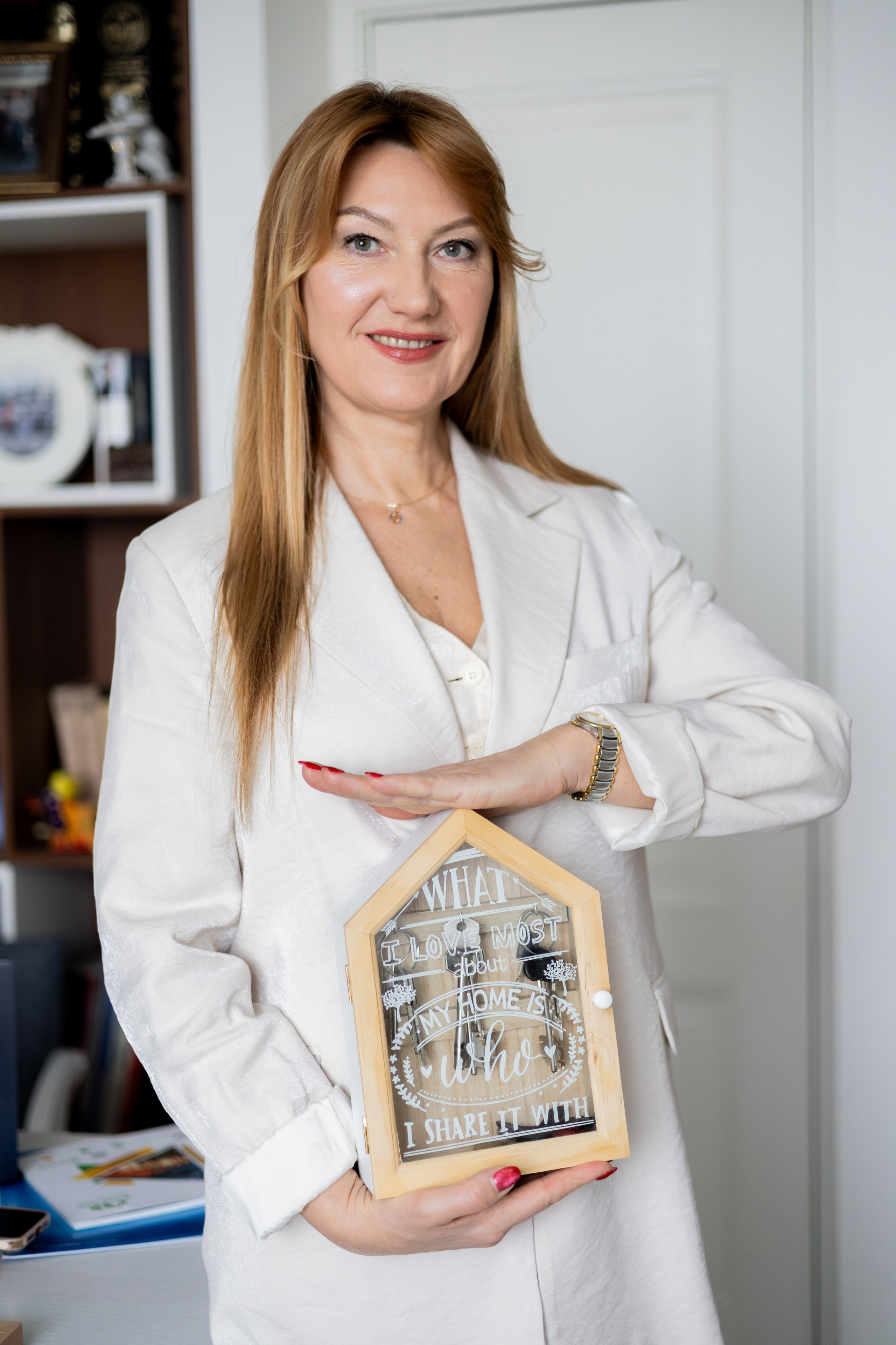 Индивид — Светлана / Специалист по недвижимости. Свадебный и семейный фотограф в Санкт-Петербурге Макеева Наталья