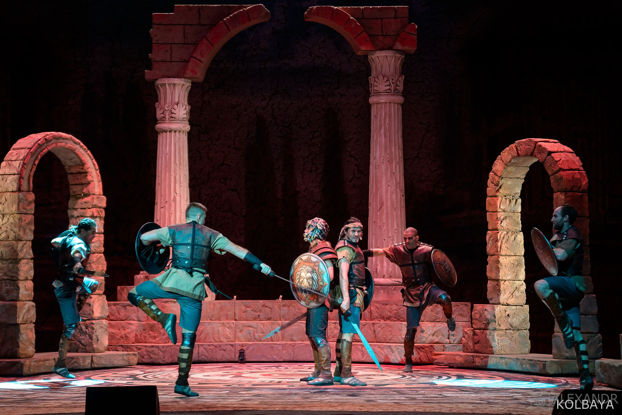 Фоторепортаж со спектакля Гладиатор в Театре Терезы Дуровой. Концертный и театральный репортажный фотограф в Москве Александр Колбая